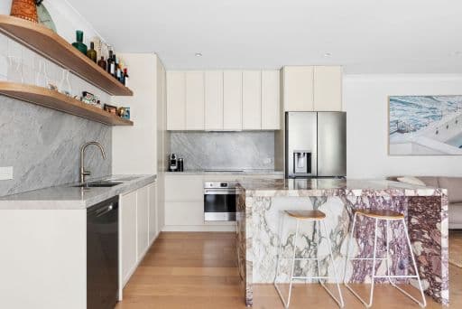 25/49 Albion Street, Waverley - Image 1