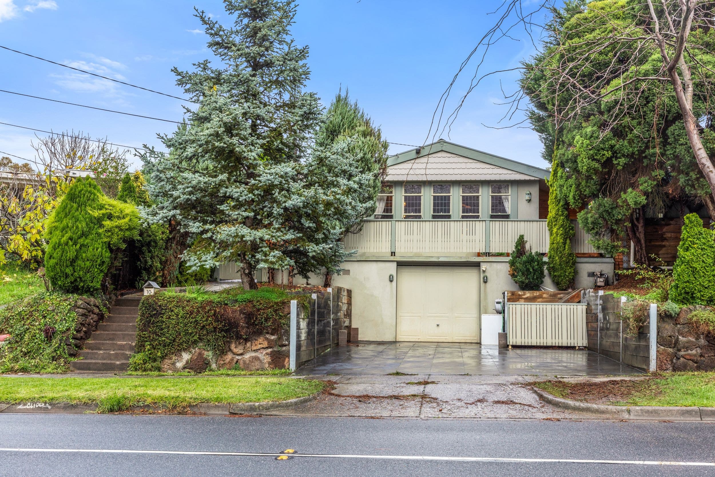 10 Benwerrin Drive, Burwood East VIC 3151, Burwood East - Image 1