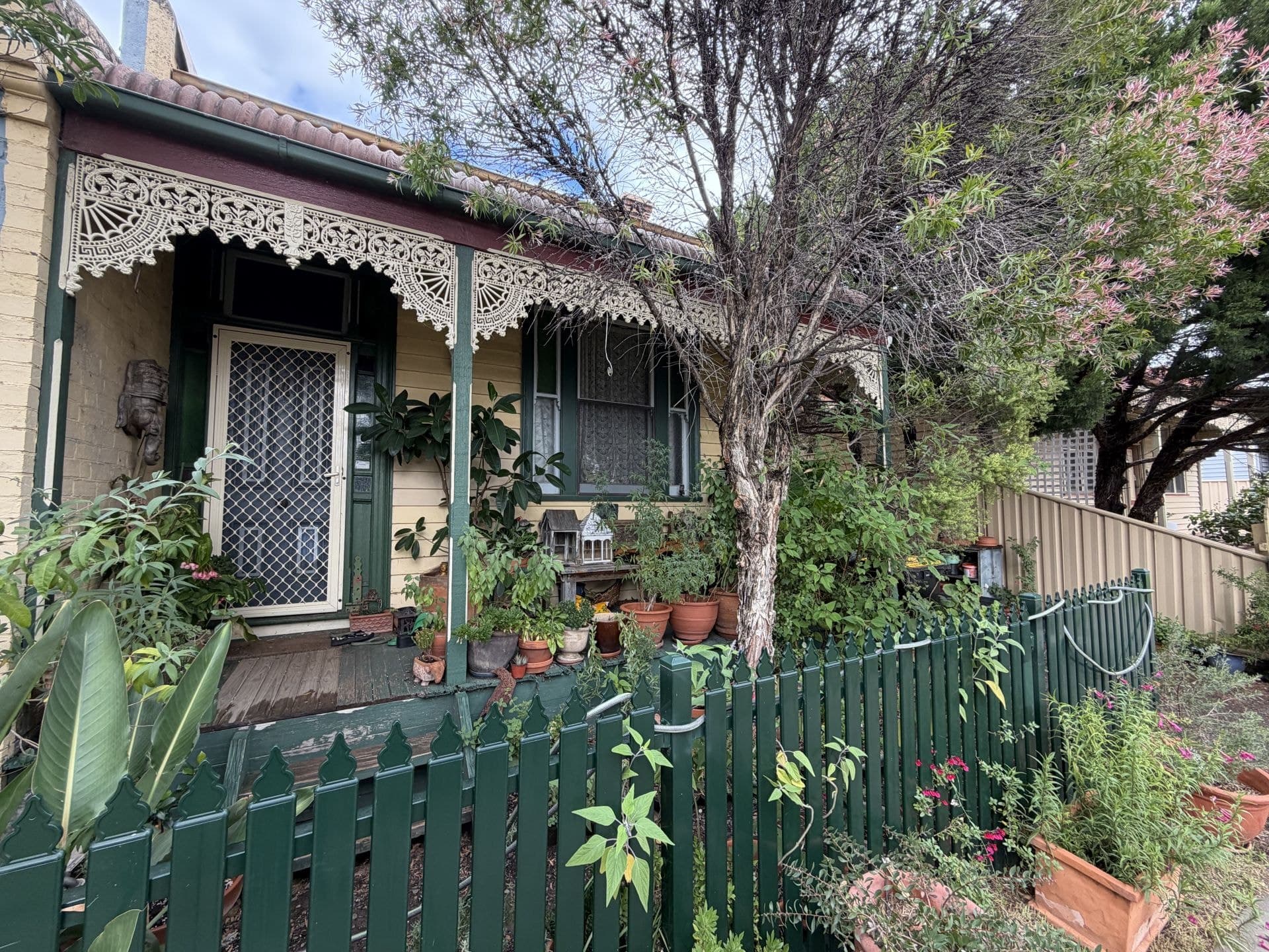63 Gladstone Street, Quarry Hill, Quarry Hill - Image 1