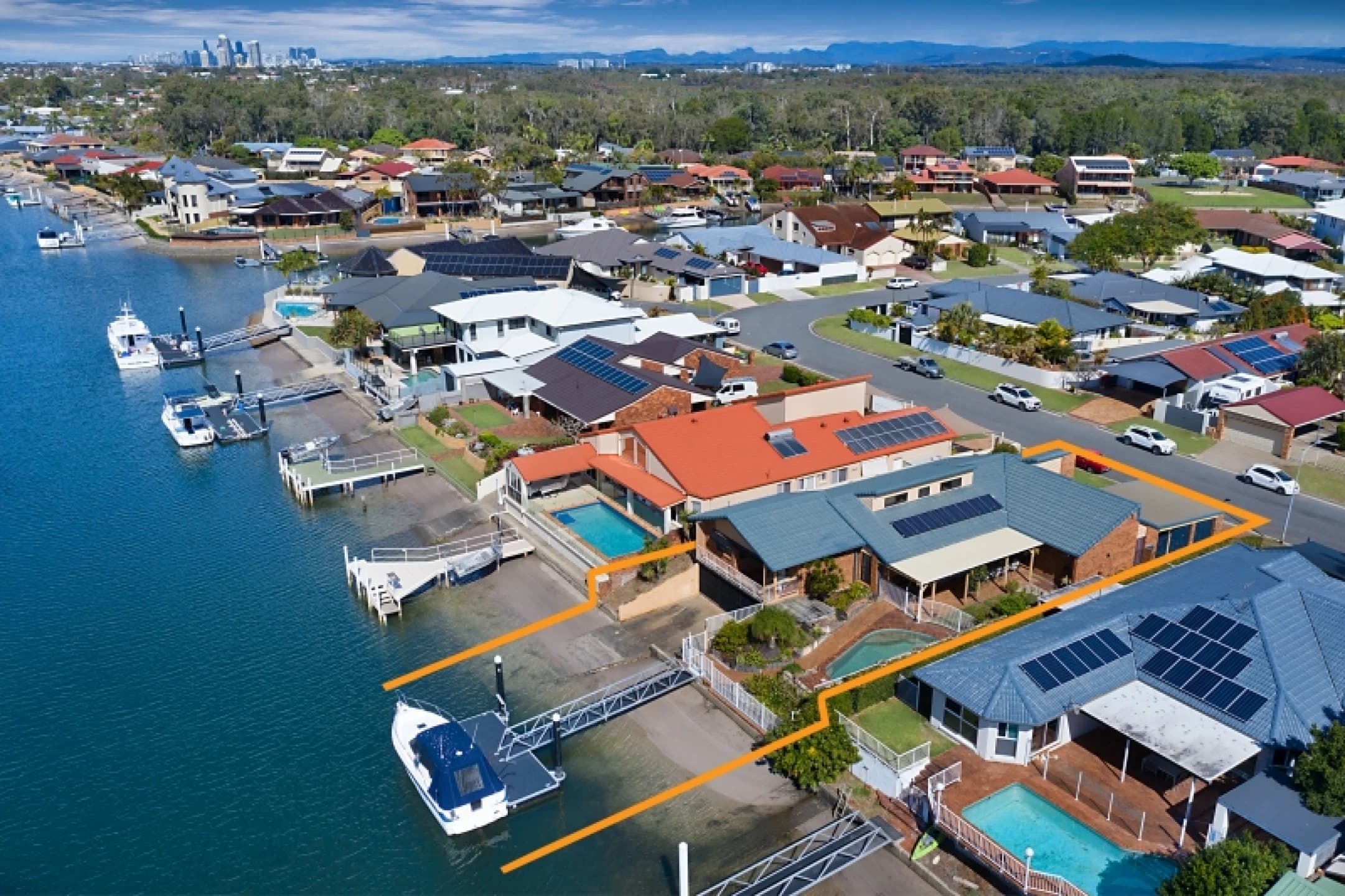 42 Walter Raleigh Crescent, Hollywell QLD 4216, Hollywell - Thumbnail 4