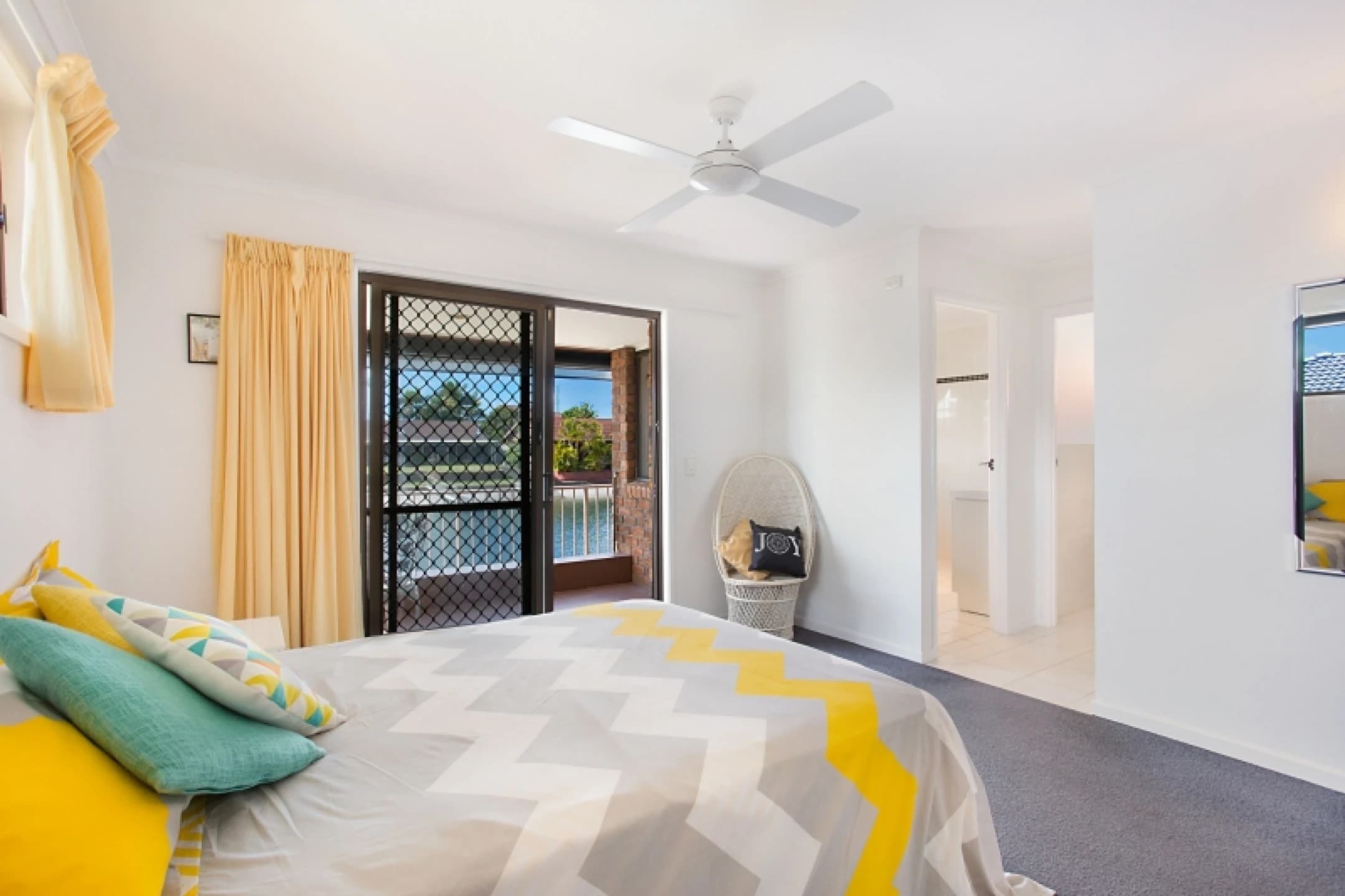 42 Walter Raleigh Crescent, Hollywell QLD 4216, Hollywell - Thumbnail 5