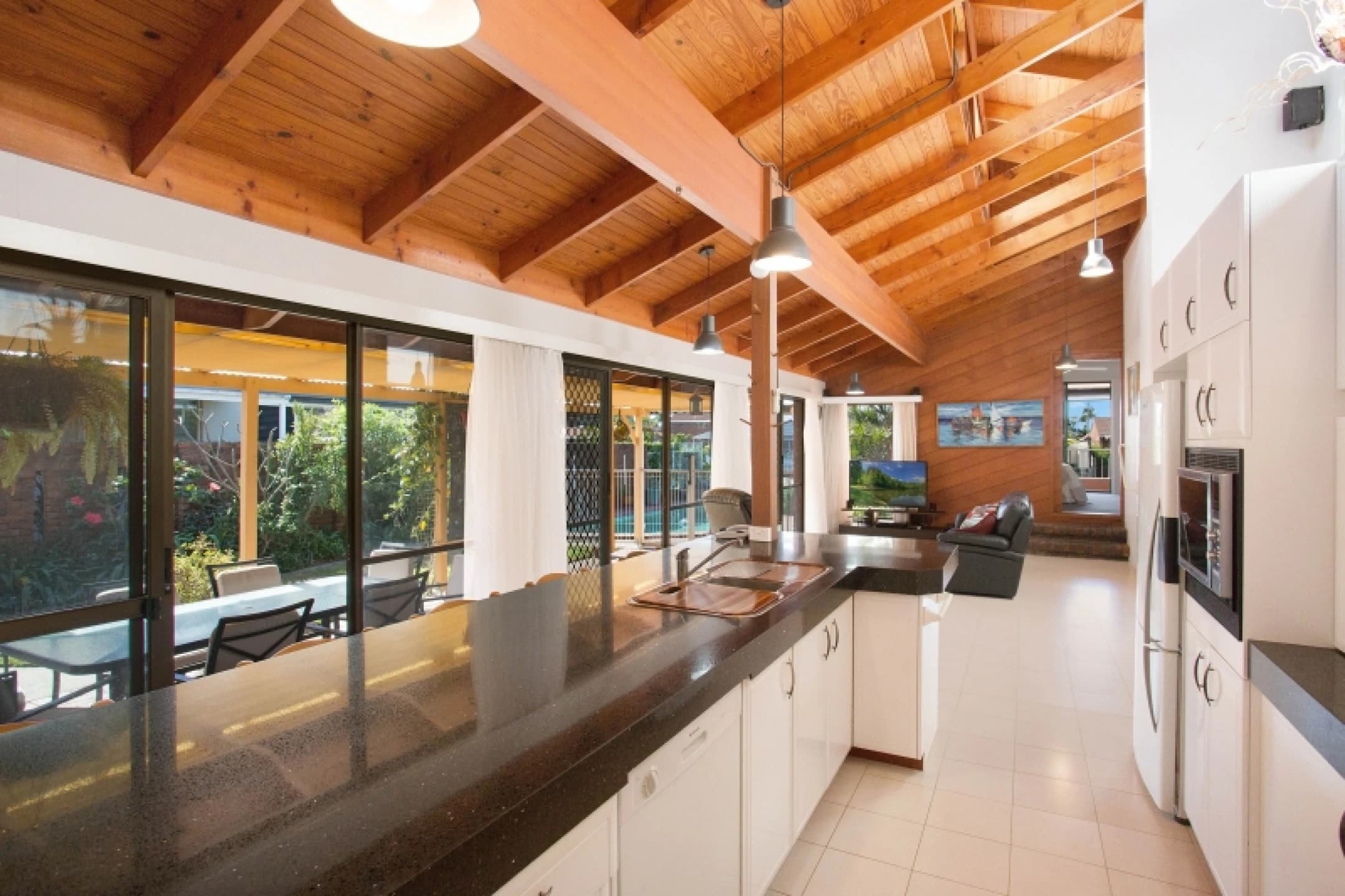 42 Walter Raleigh Crescent, Hollywell QLD 4216, Hollywell - Thumbnail 8