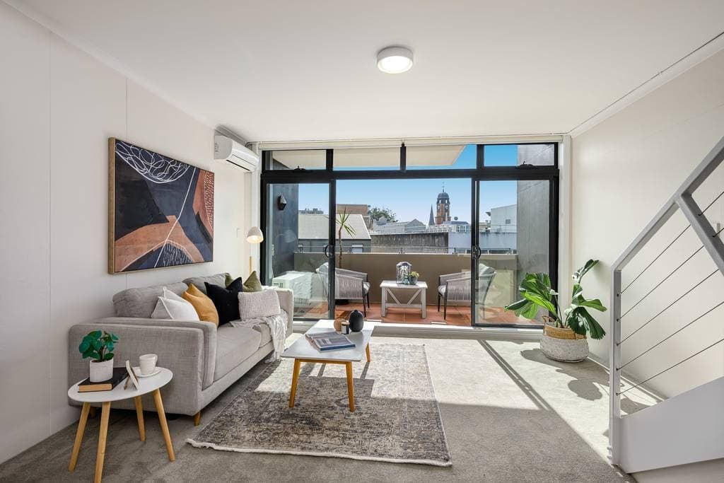 84/3-13 Erskineville Road, Newtown - Thumbnail 2