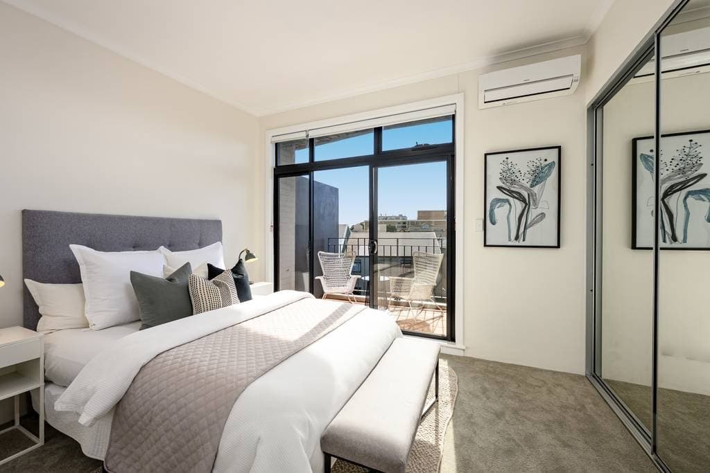 84/3-13 Erskineville Road, Newtown - Thumbnail 5