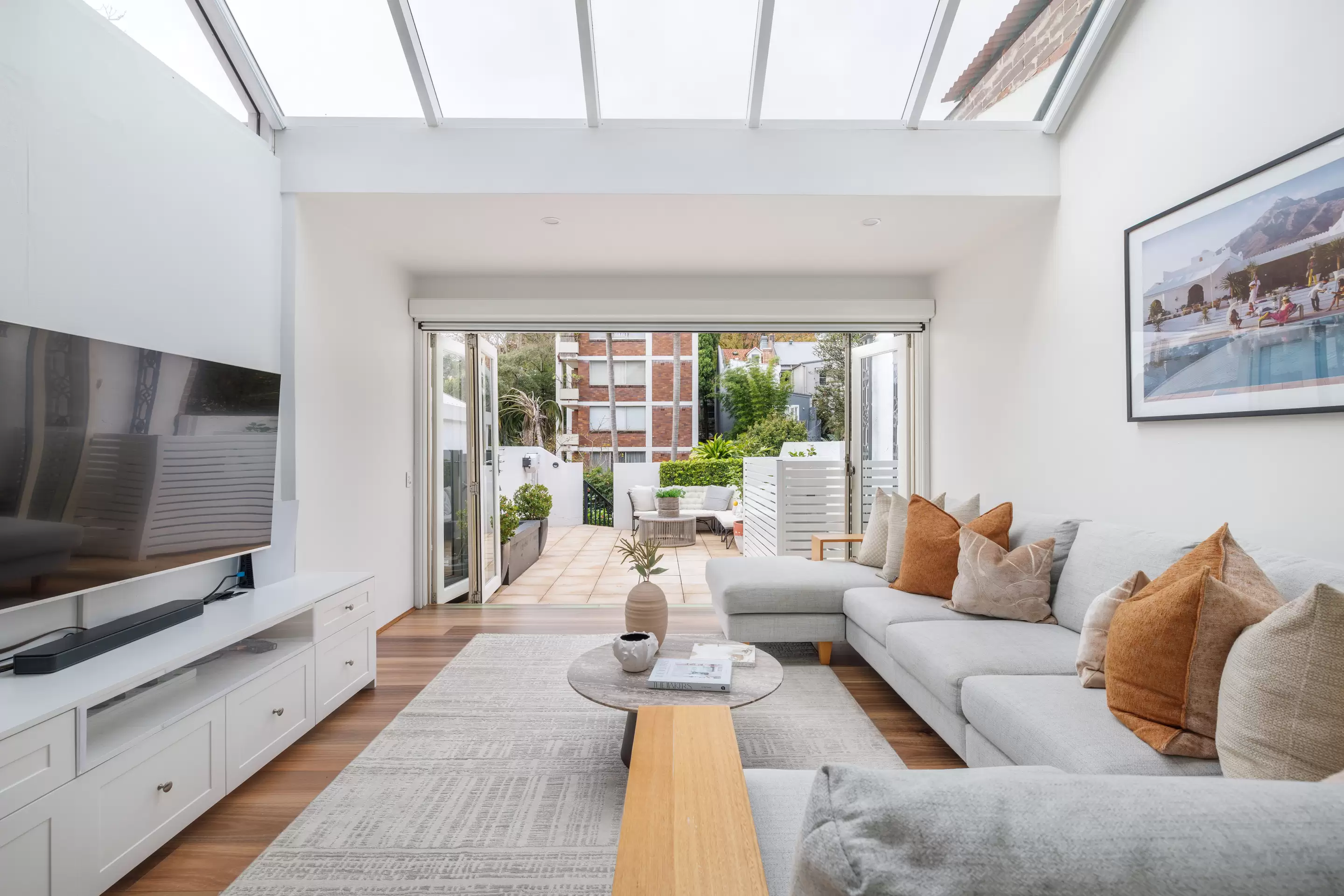 31 Goodhope Street, Paddington, Paddington - Thumbnail 2