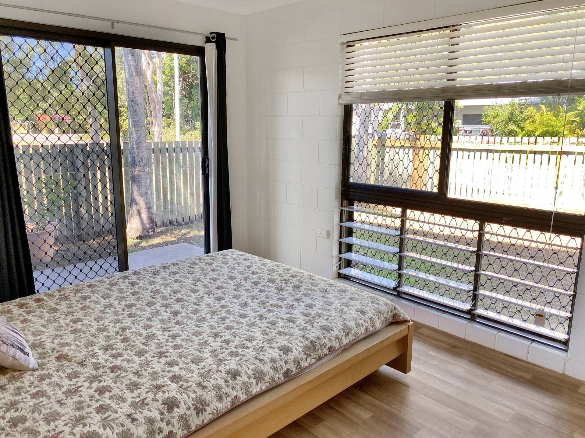 1, 23 Yates Street, Nelly Bay - Thumbnail 5