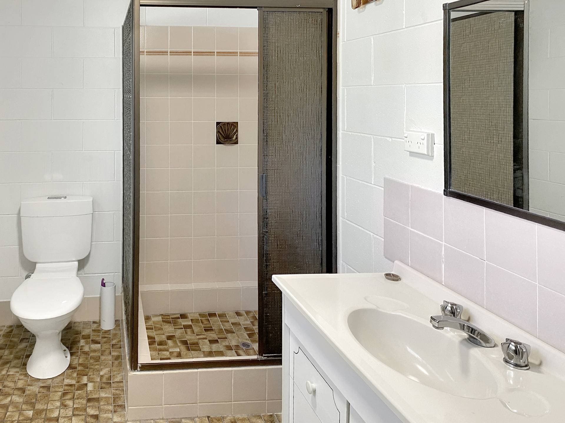 1, 23 Yates Street, Nelly Bay - Thumbnail 8