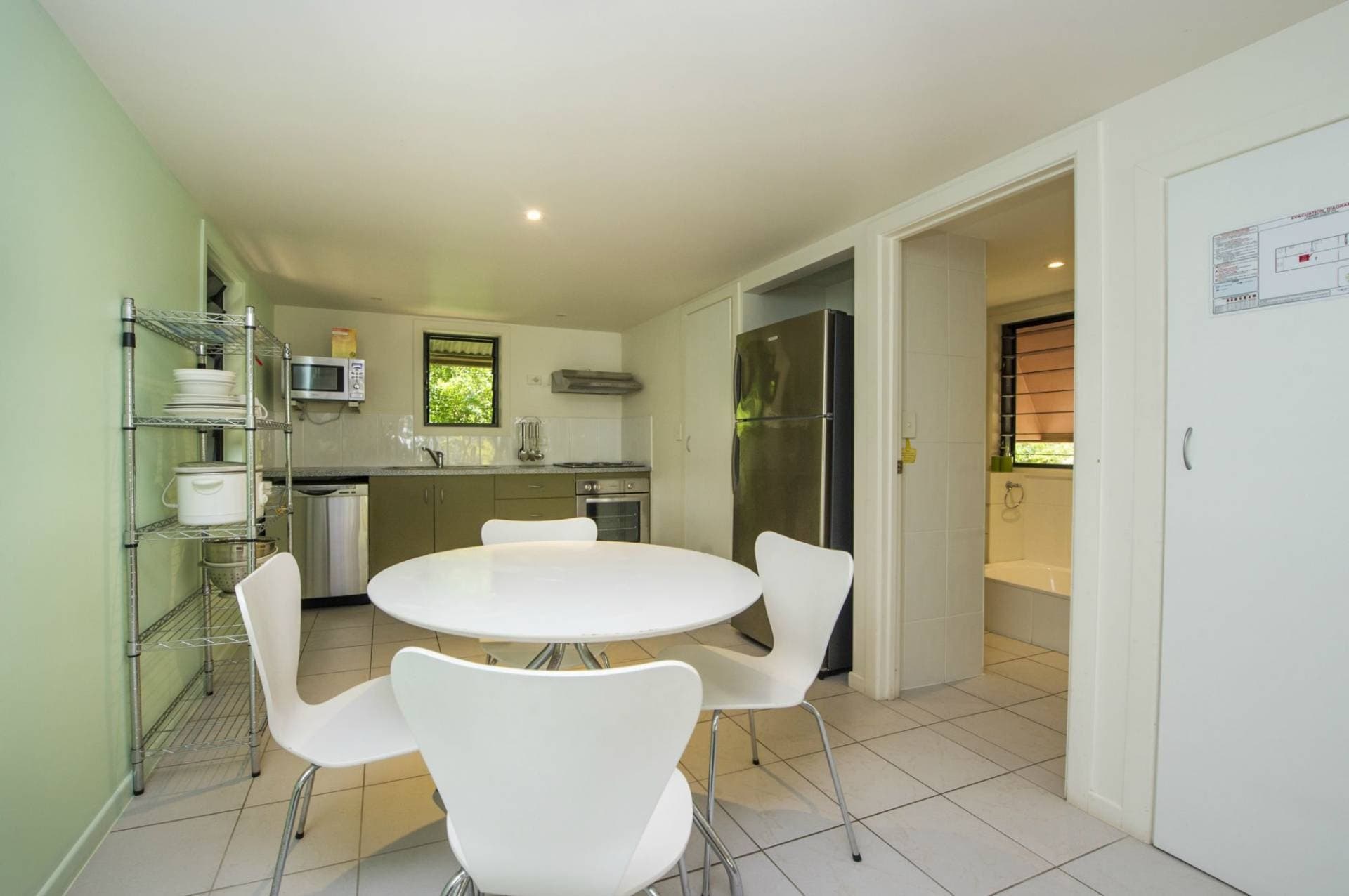 7, 42  'Canopy' Yates Street, Nelly Bay - Thumbnail 7