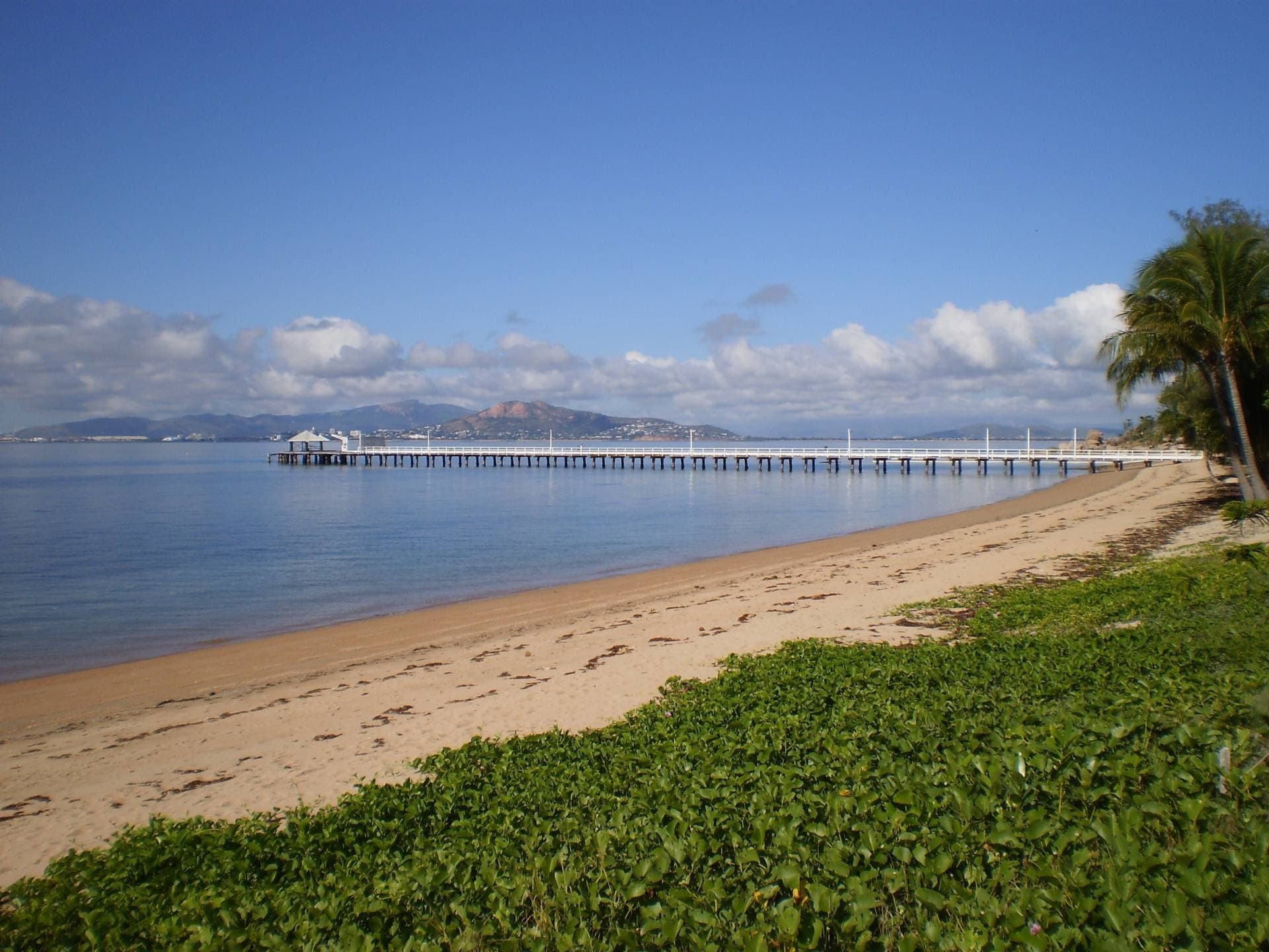 21 Barbarra St, Picnic Bay - Thumbnail 2
