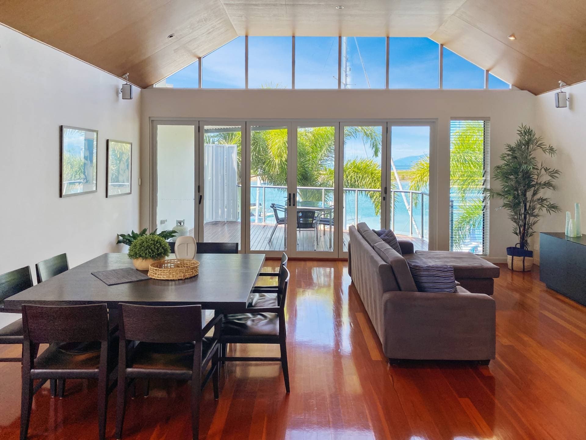 Unit 3, 6 Terrace Pl, Nelly Bay - Image 1