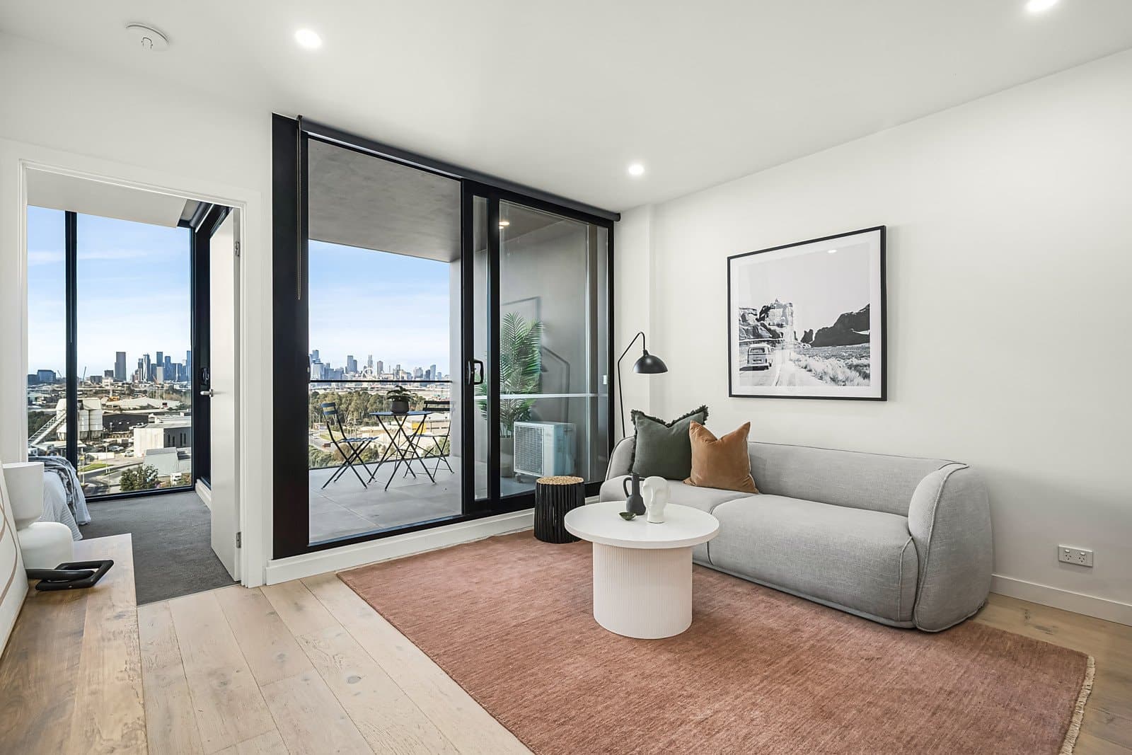 712/2 Joseph Road, Footscray VIC 3011, Footscray - Thumbnail 2
