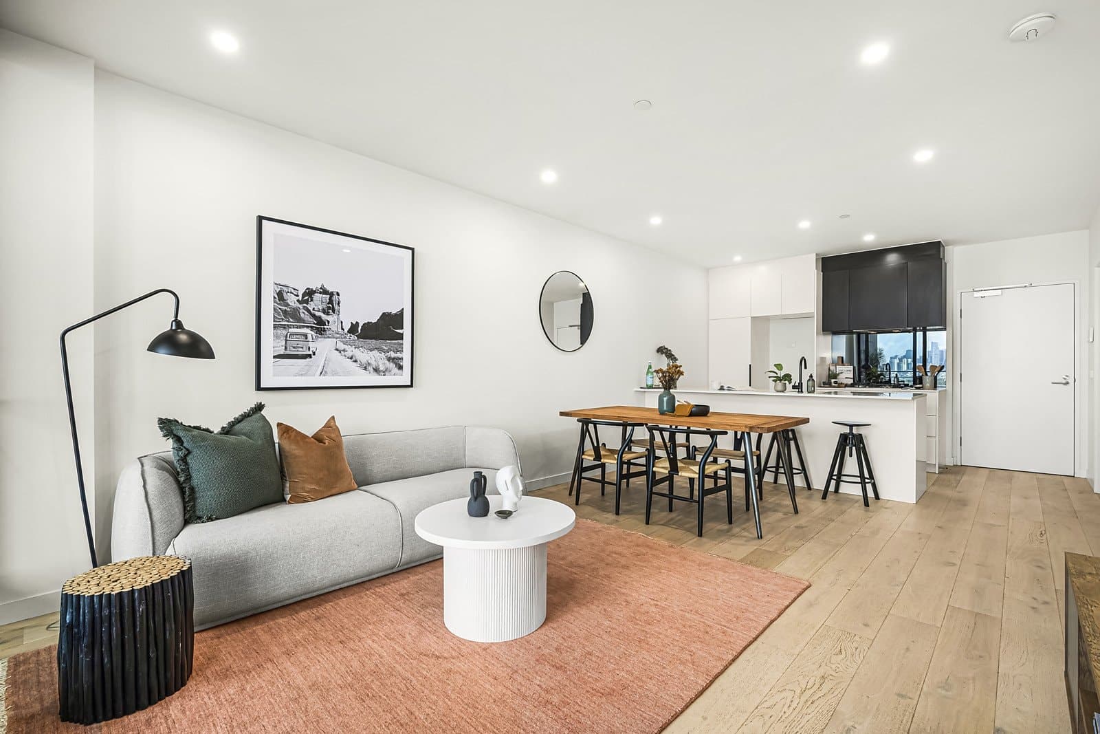 712/2 Joseph Road, Footscray VIC 3011, Footscray - Thumbnail 3