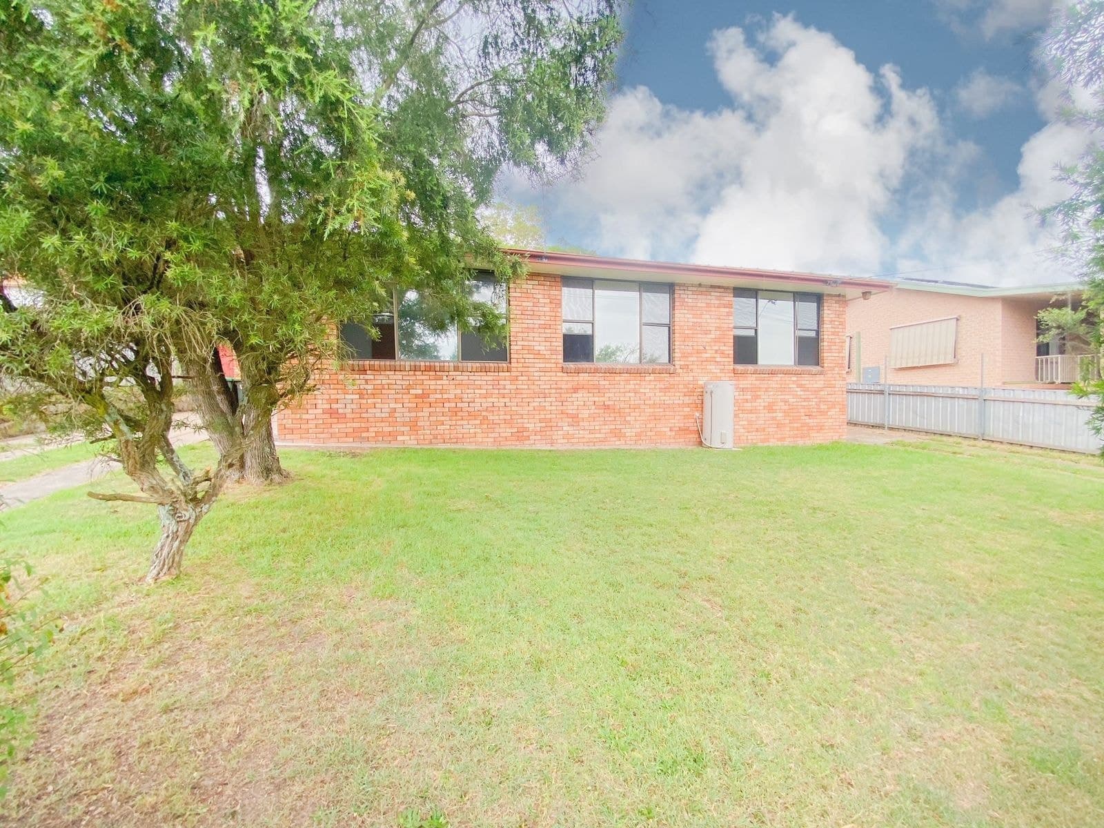 24 Wallis Street, East Maitland NSW 2323, East Maitland - Thumbnail 2