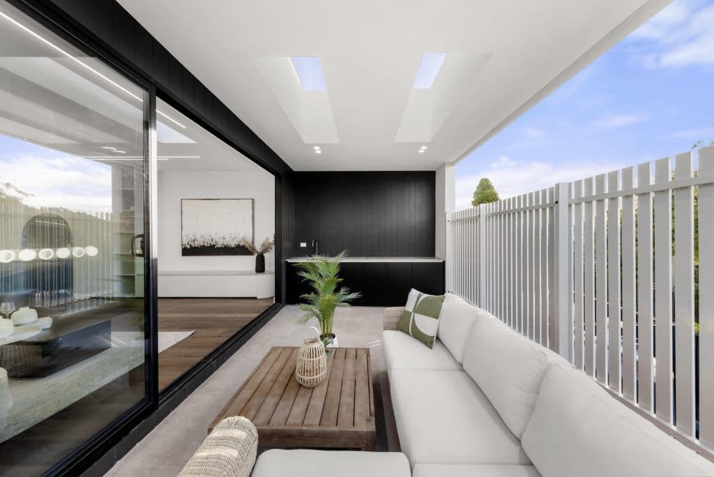 57 Lilian Street, Bulleen - Thumbnail 2