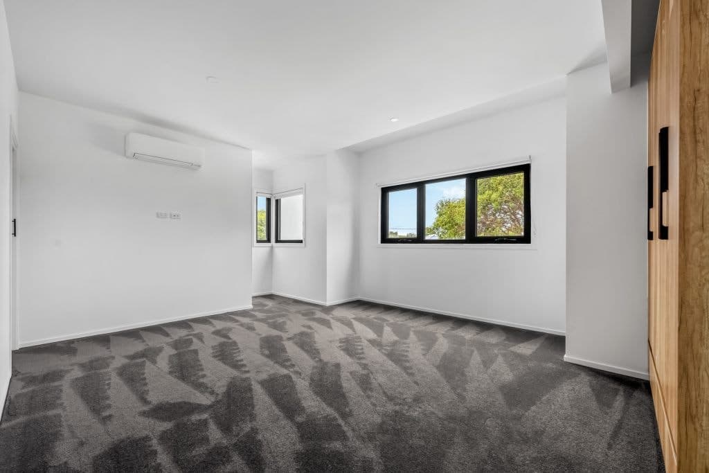 1/158 Raglan Street, Preston - Thumbnail 3