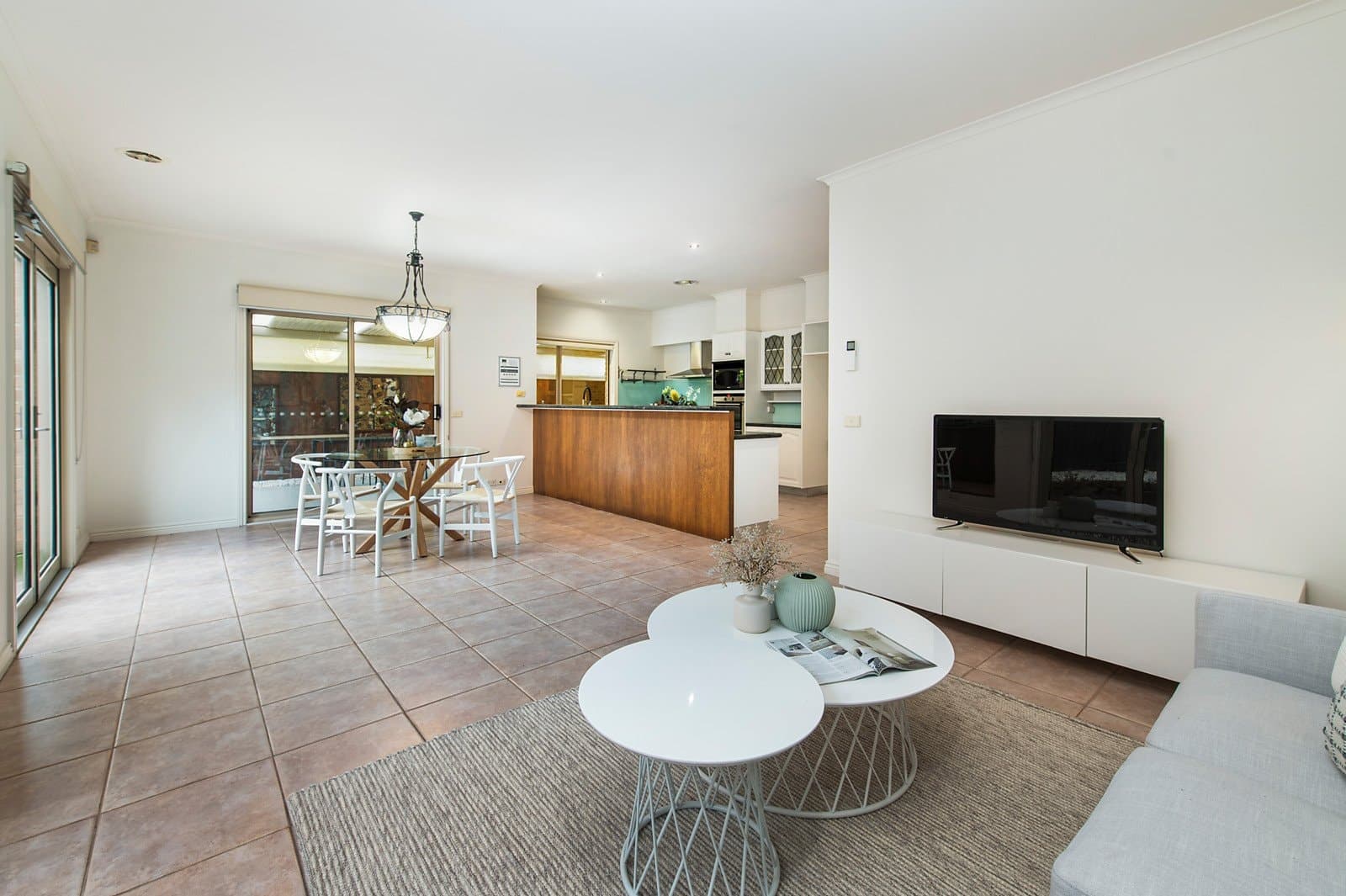 25 Hutchinson Drive, Kew VIC 3101, Kew - Thumbnail 8