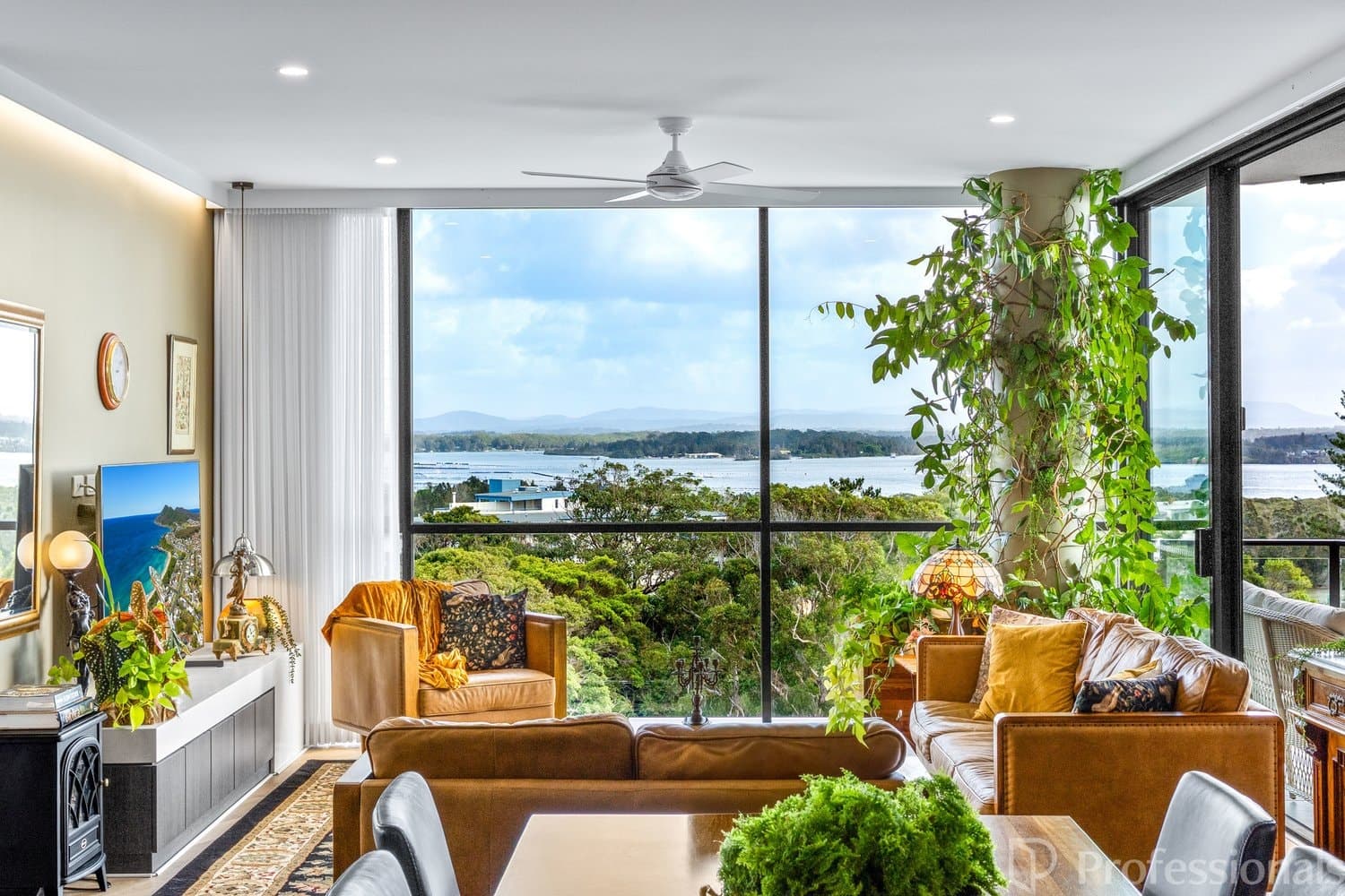 609/4B Lake Street, Forster NSW 2428, Forster - Image 1