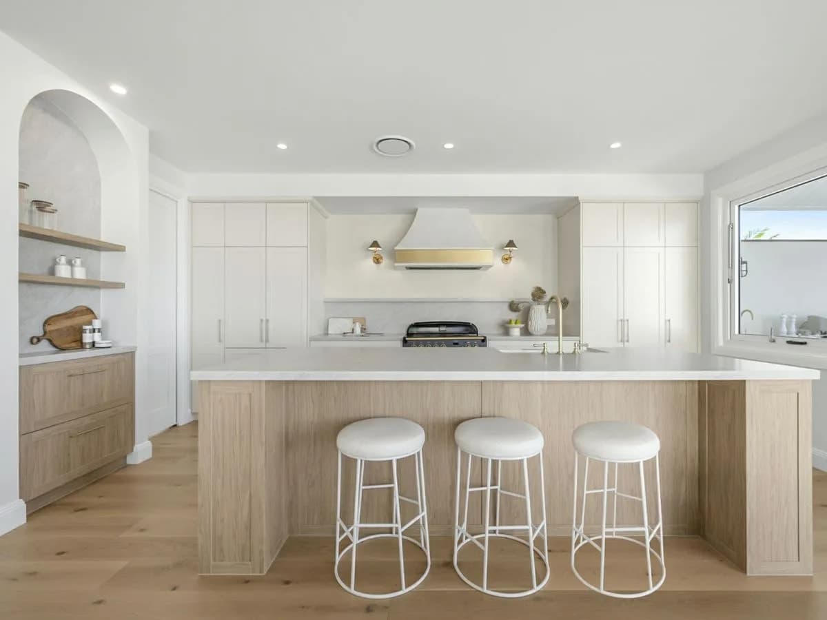 52 Southern Cross Parade, SUNRISE BEACH, Sunrise Beach - Thumbnail 3
