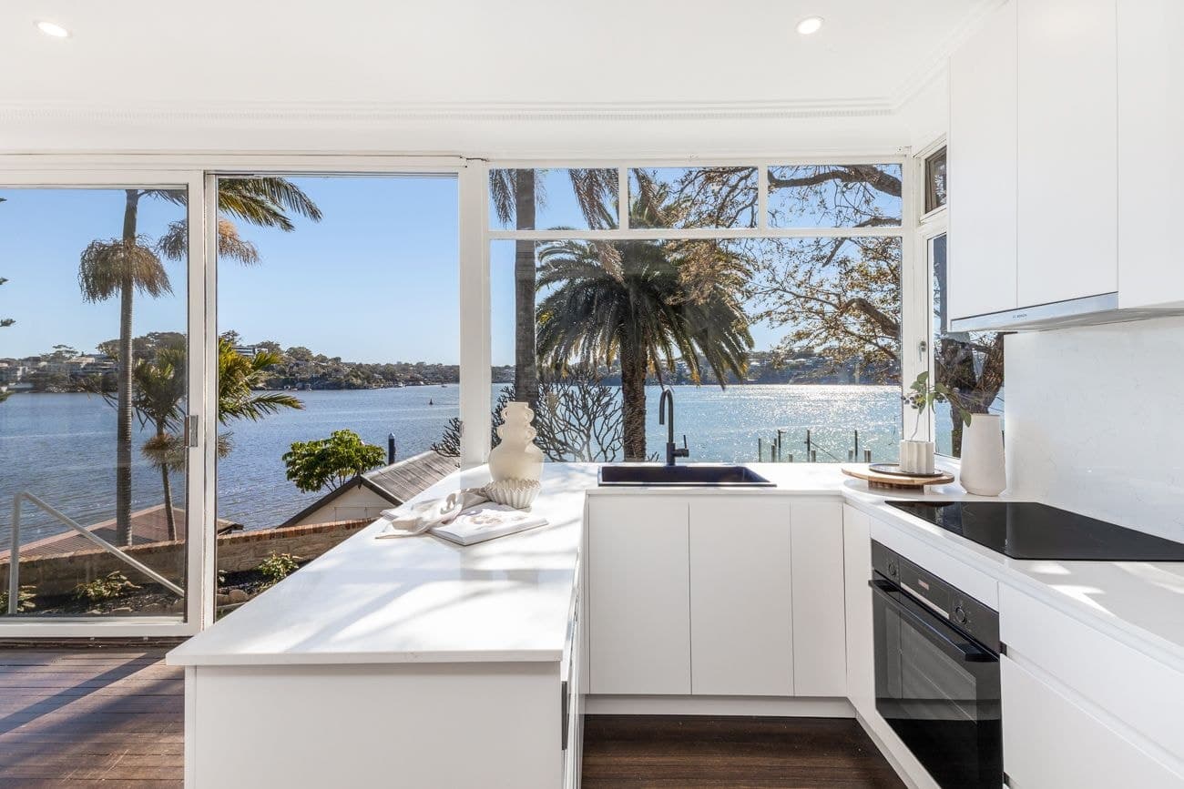 9 Boorroo Street, Kangaroo Point - Thumbnail 4