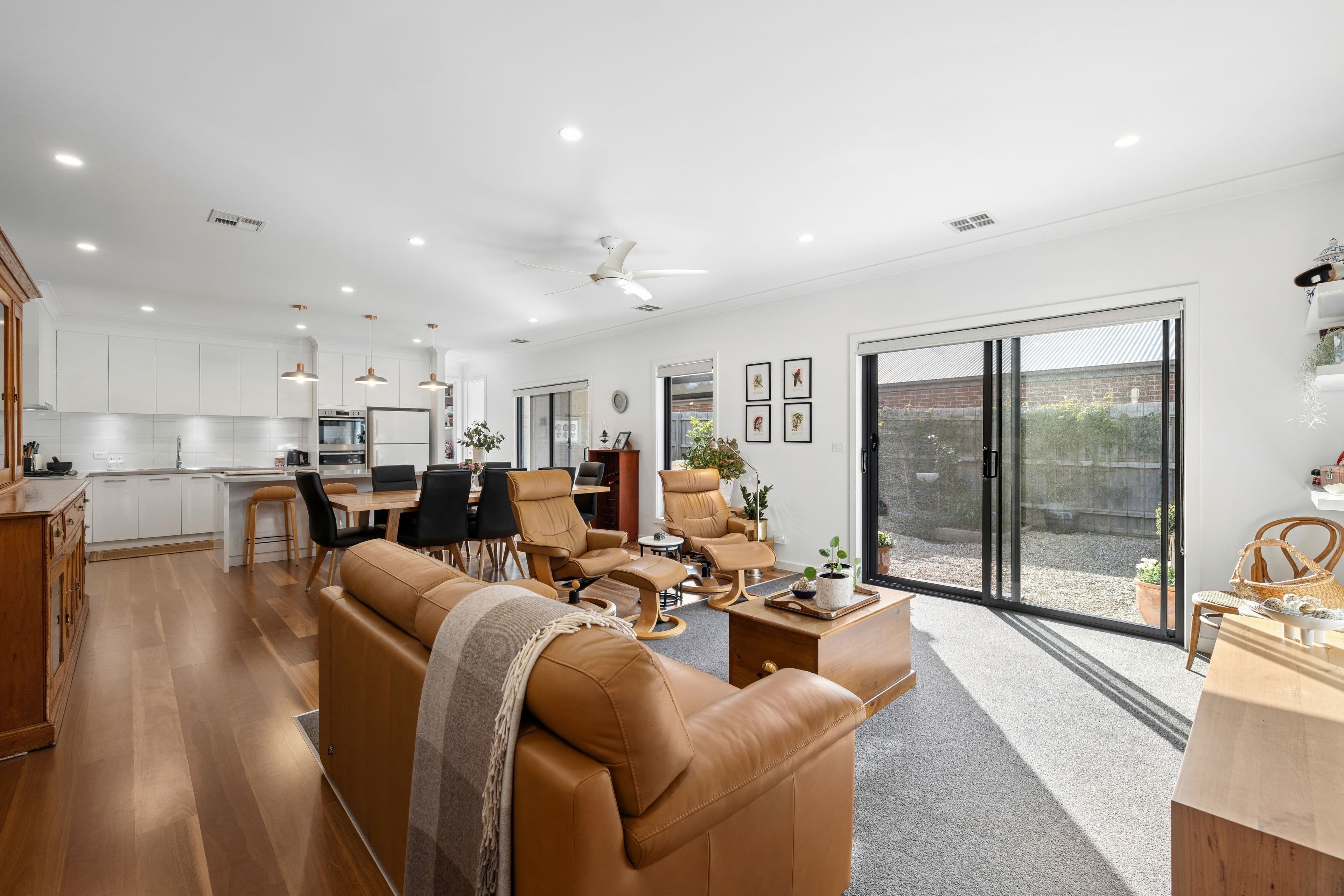 6 Jones Court, Woodend VIC 3442, Woodend - Thumbnail 3