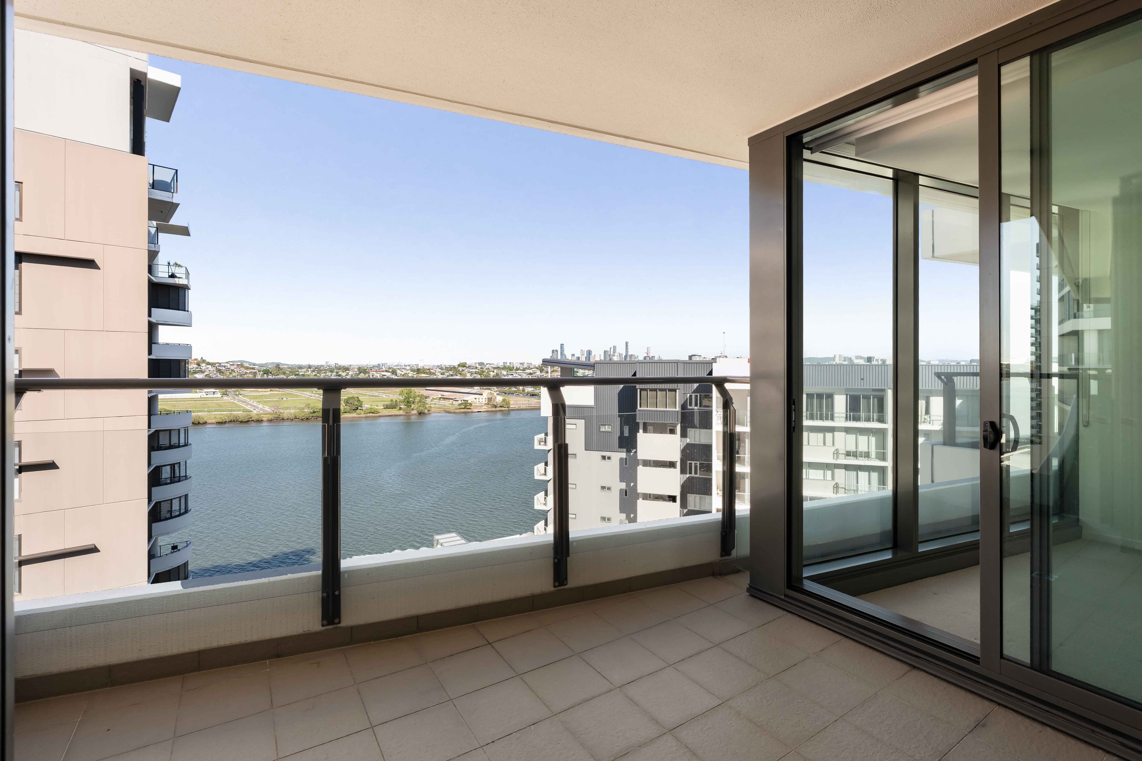 51204/37B Harbour Road, Hamilton QLD 4007, Hamilton - Thumbnail 3