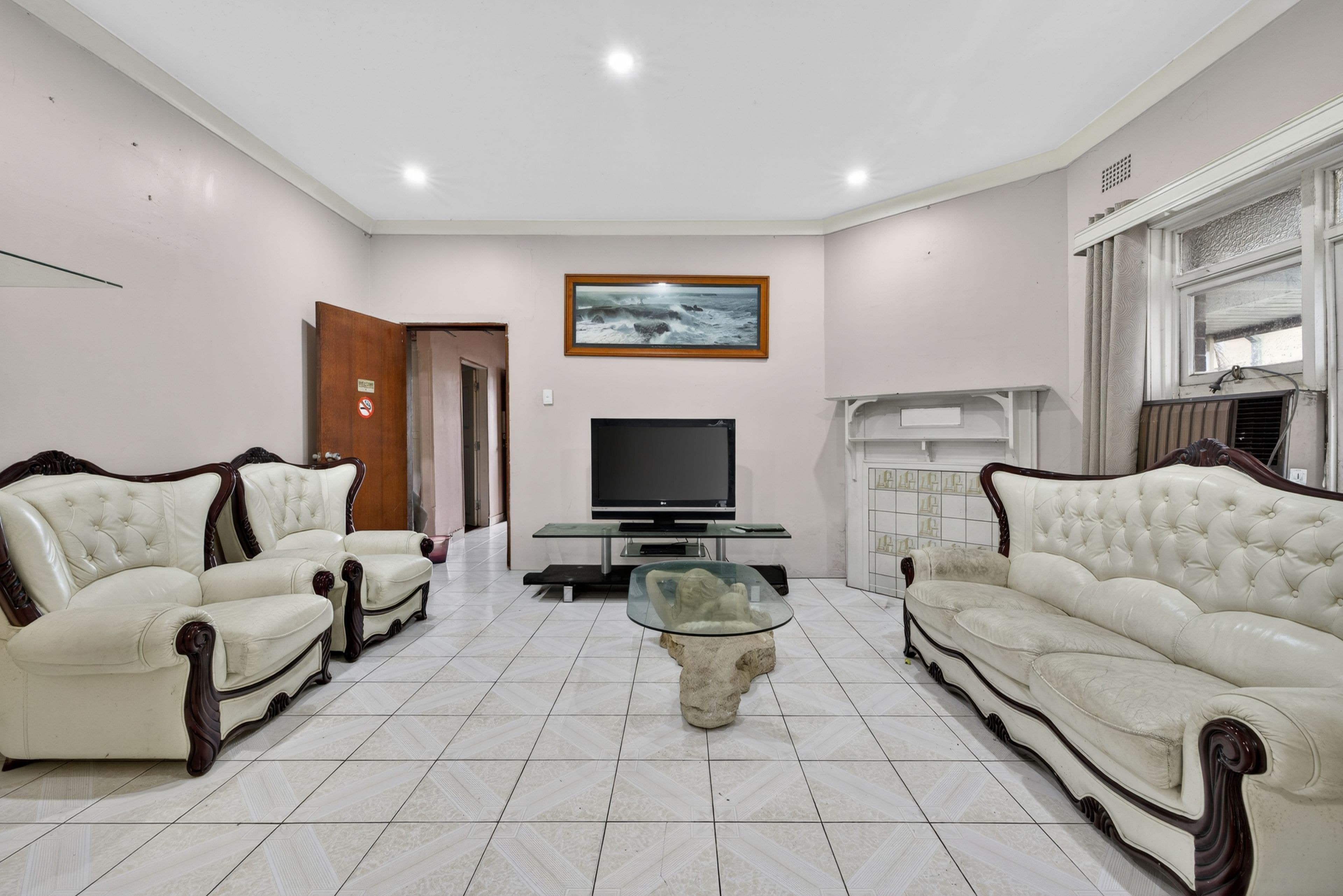 647 Punchbowl Road, Punchbowl NSW 2196, Punchbowl - Thumbnail 4