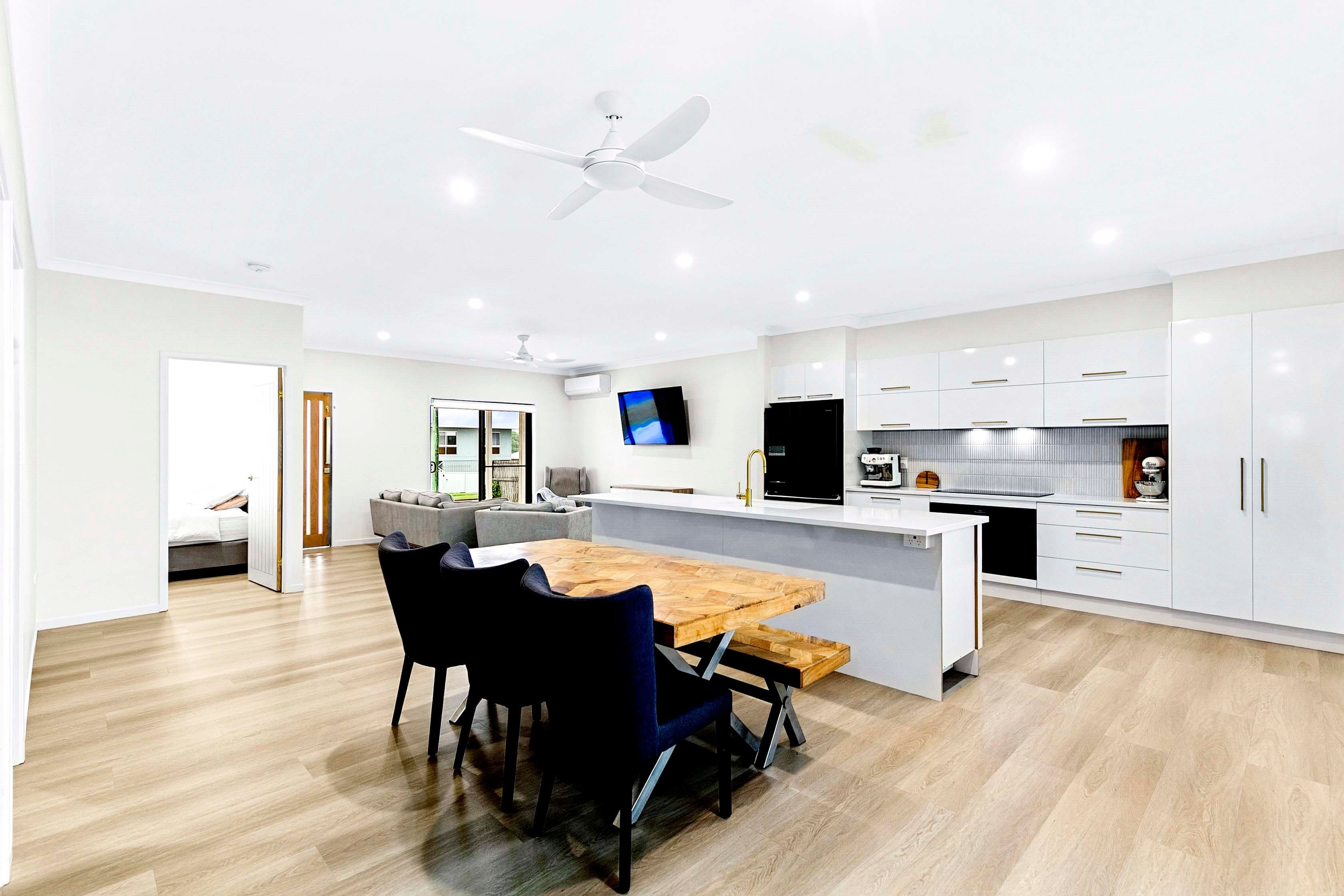 16 Jensen Drive, Urraween QLD 4655, Urraween - Image 1