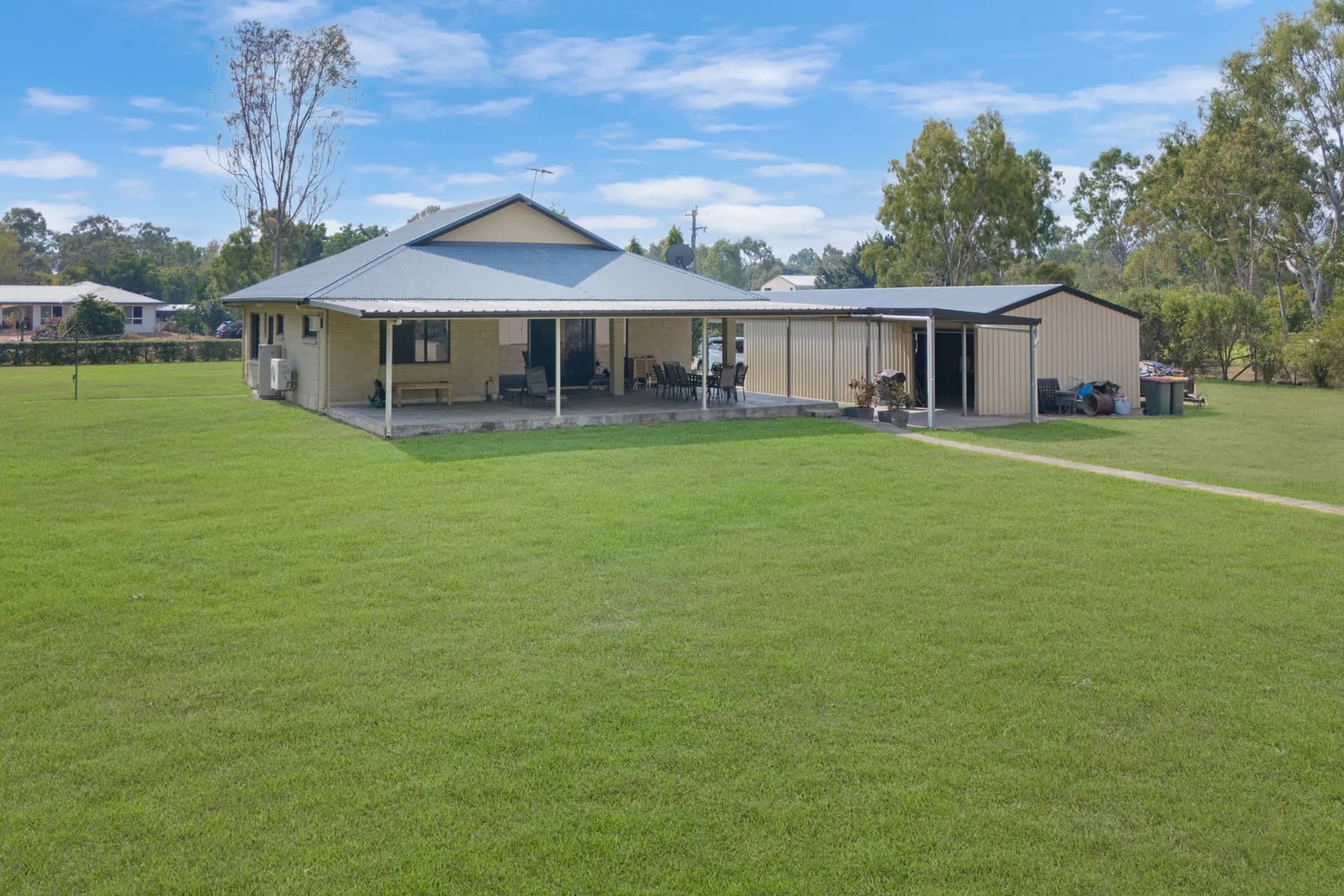 4 Latvian Court, Kelso, QLD, Kelso - Thumbnail 2