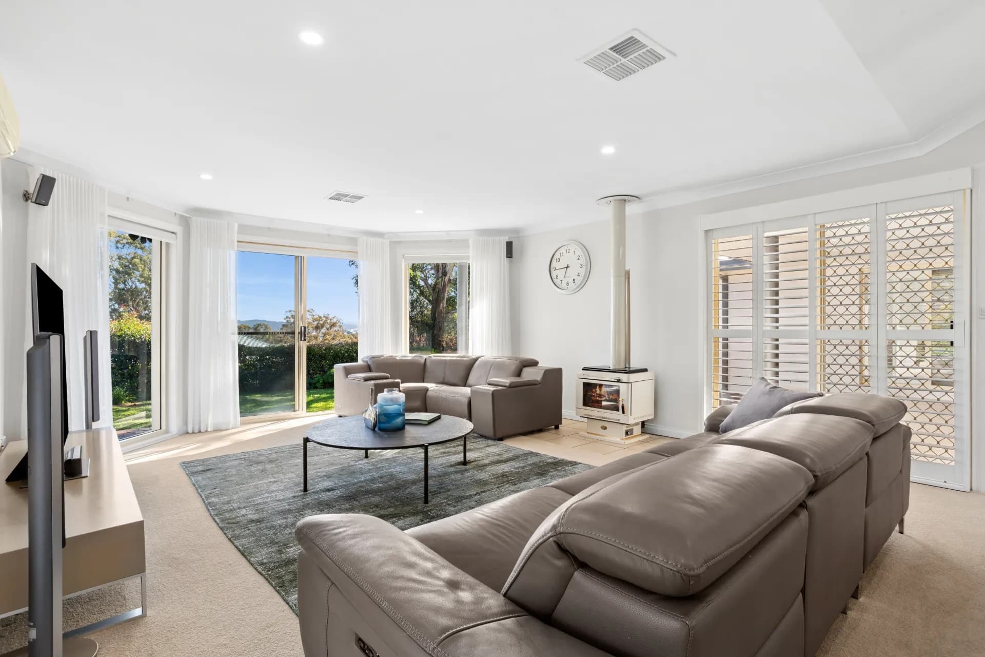 25 Taylor  Place, Greenleigh, NSW, Greenleigh - Thumbnail 5