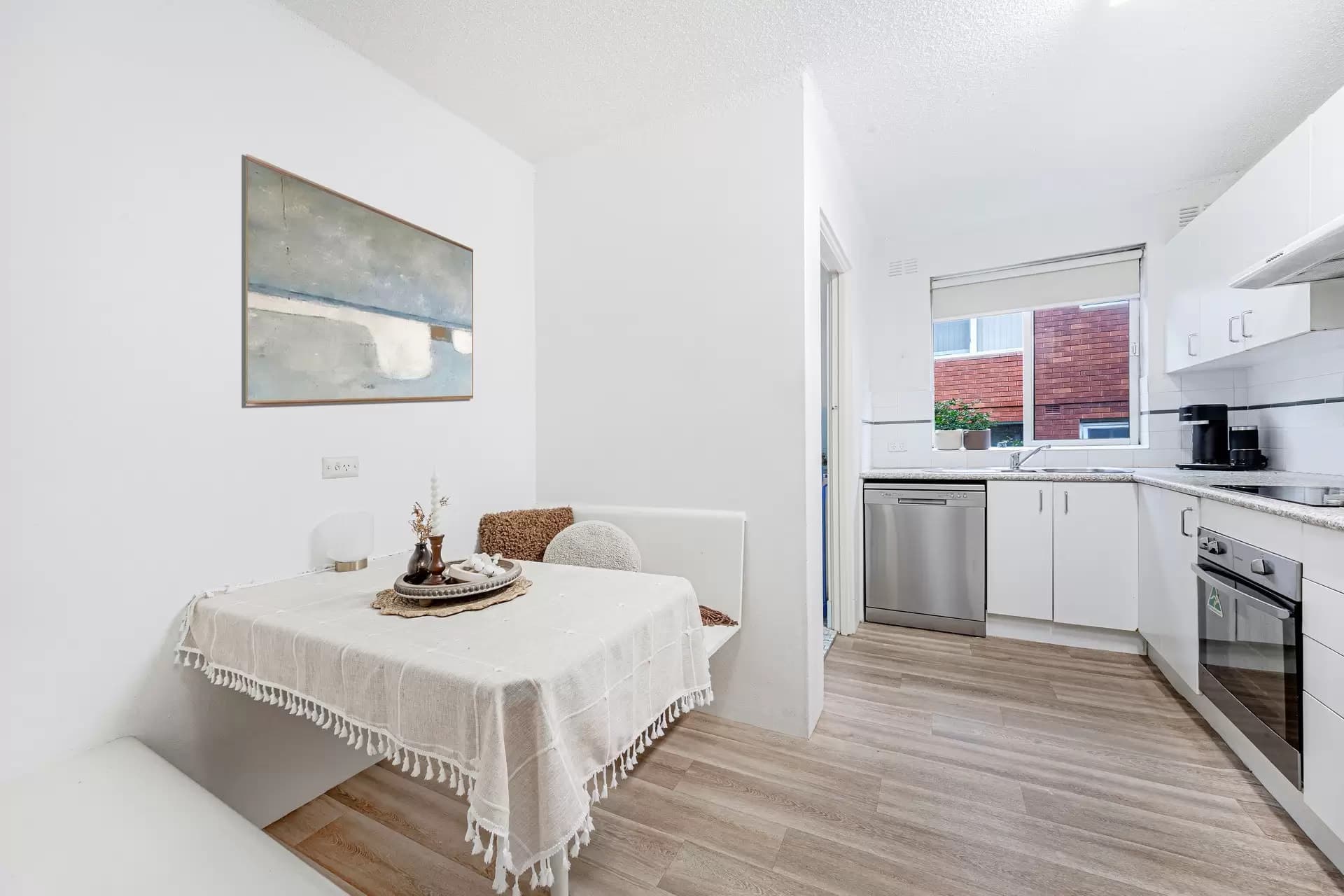 8/8 Essex Street, Epping, Epping - Thumbnail 6