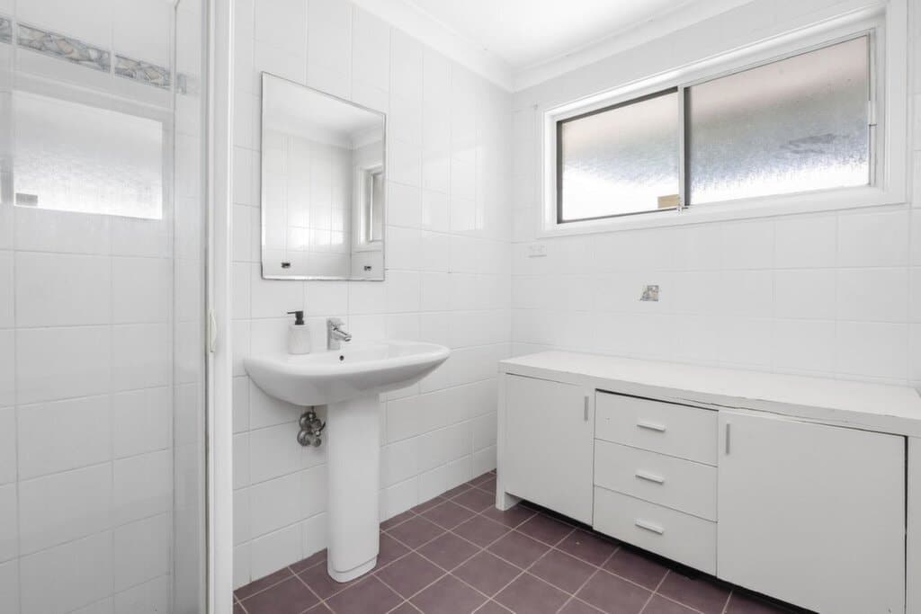 17 Bluegum Avenue, Prestons - Thumbnail 4