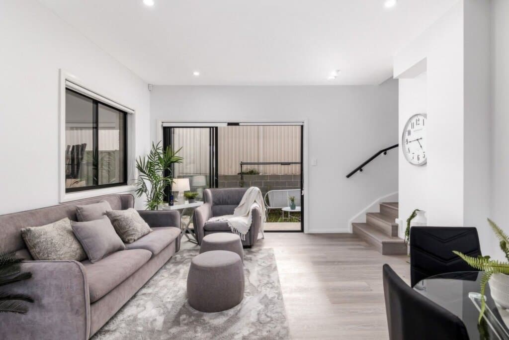 7/2 Markham Avenue, Penrith - Image 1
