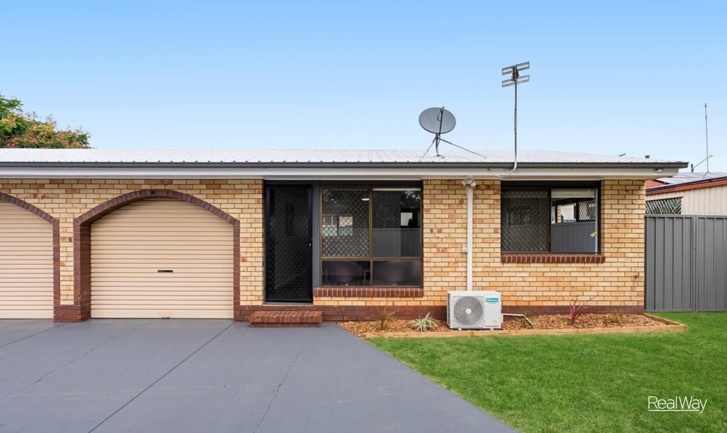1 / 13 Burton Street, Harristown QLD 4350, Harristown - Thumbnail 2