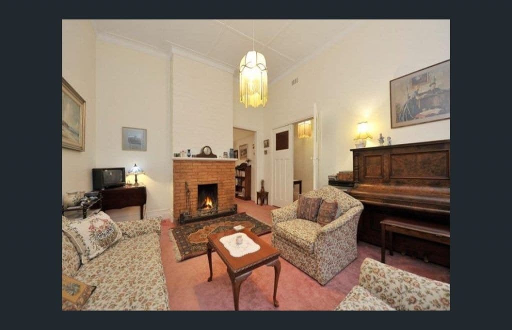 11 Glendale Street, Surrey Hills - Thumbnail 4
