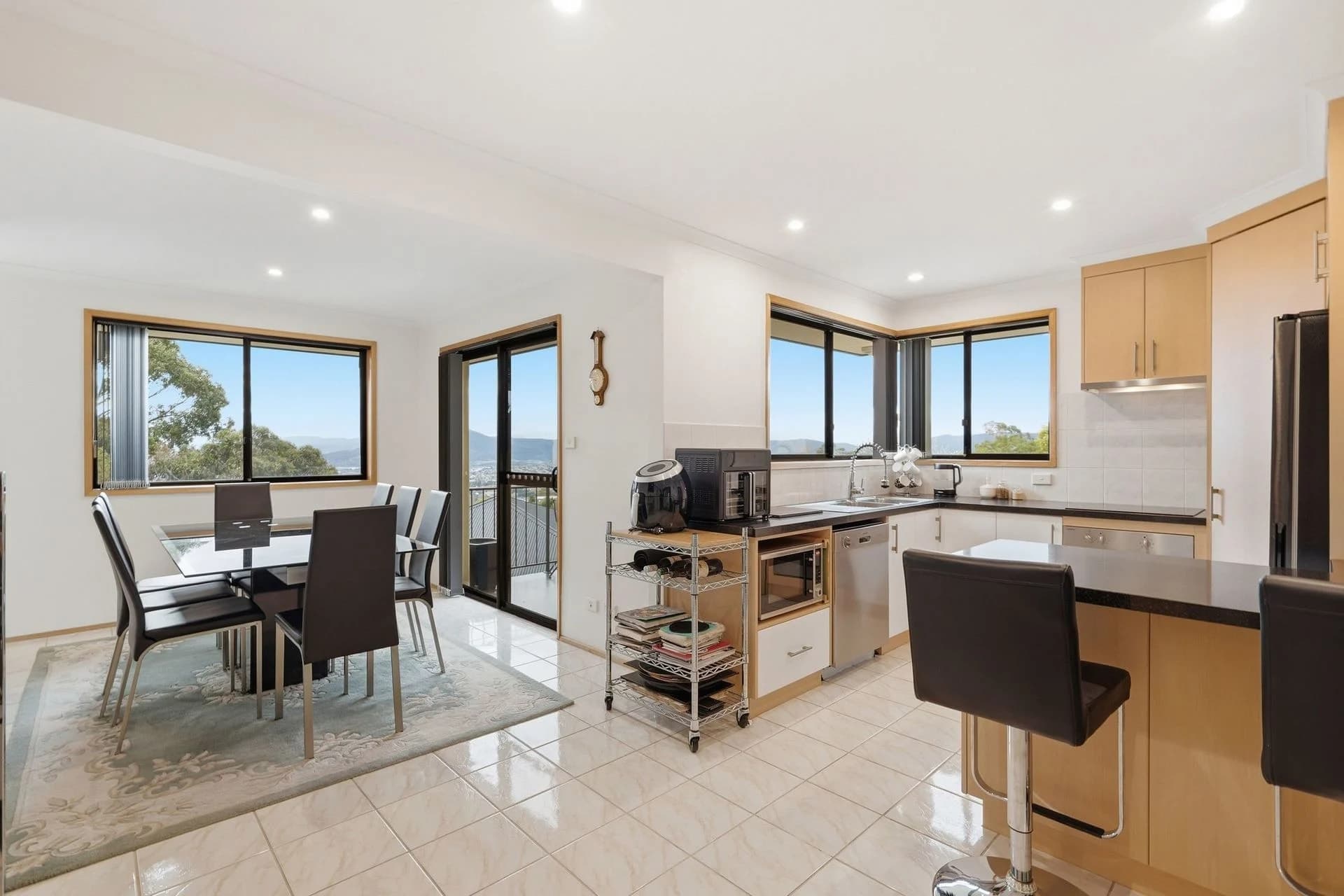 2/5 Ross Place, Mount Stuart - Thumbnail 8