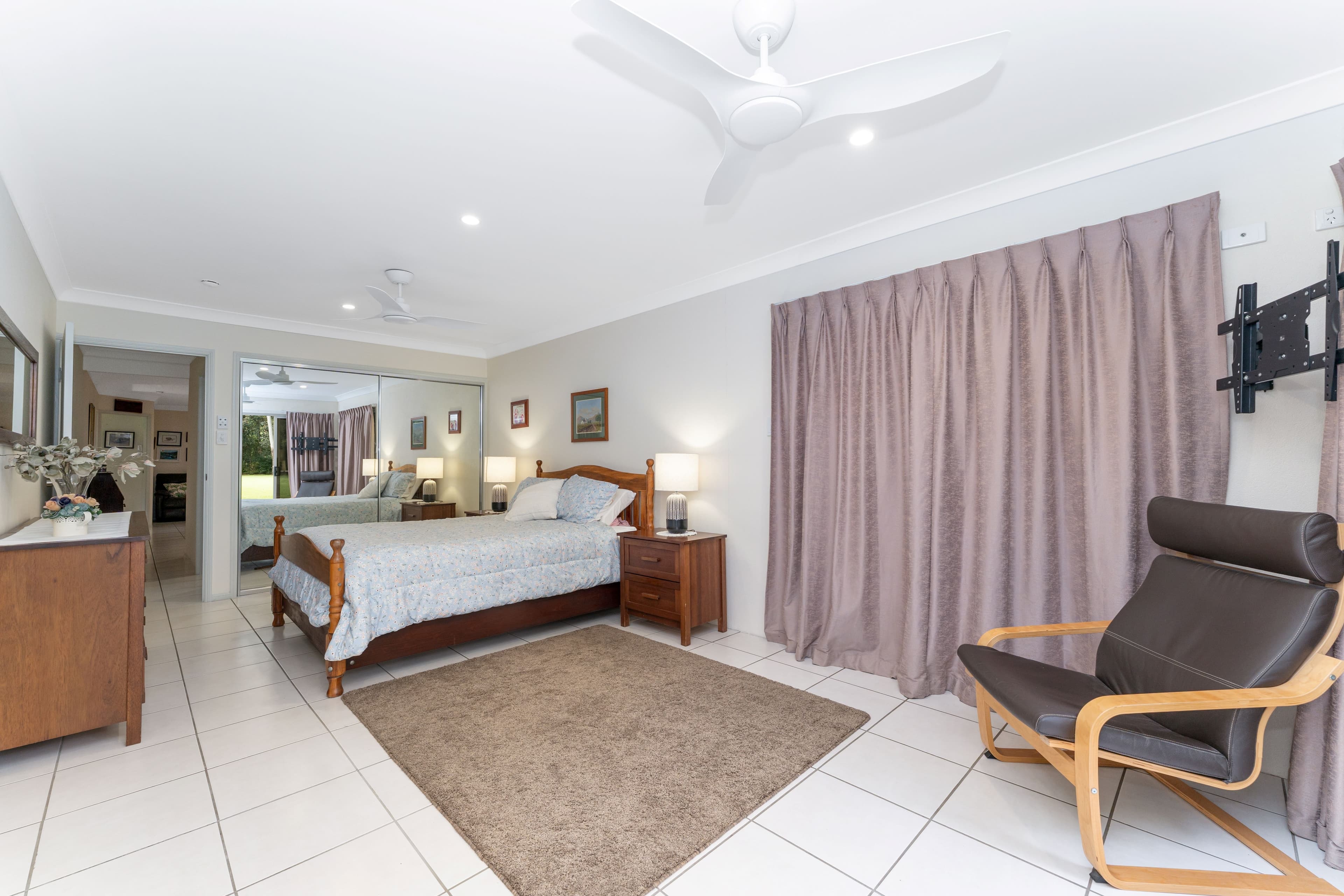 6 Octagonal Crescent, Kelso - Thumbnail 8