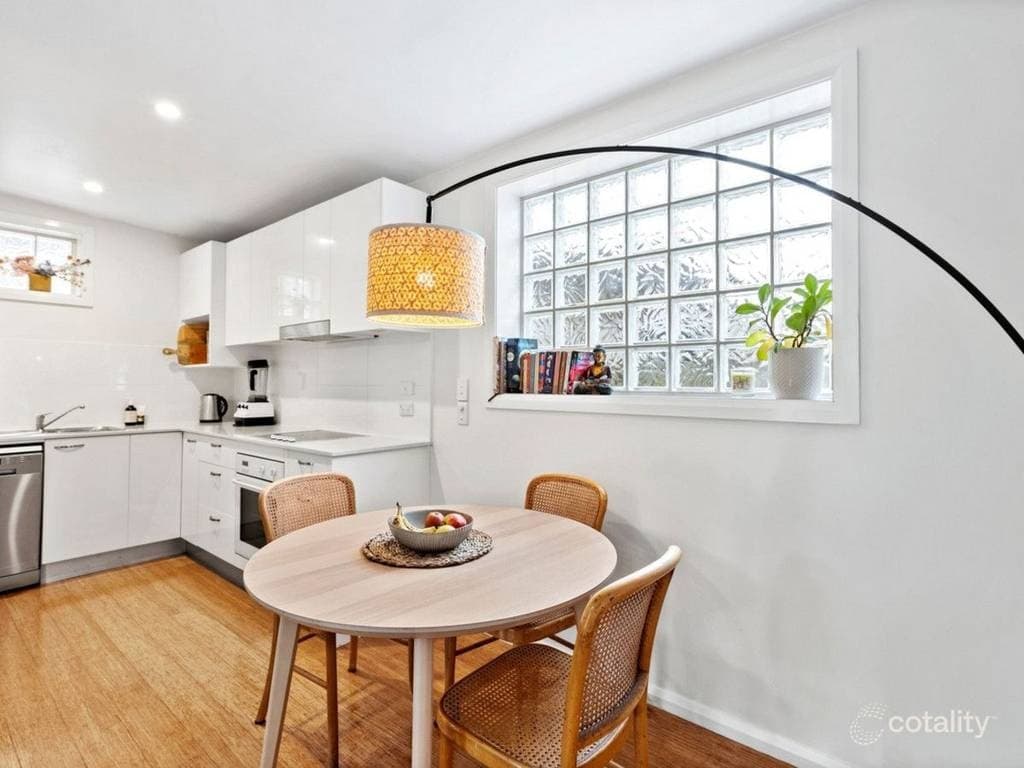 57a Oliver Street, Freshwater - Thumbnail 3