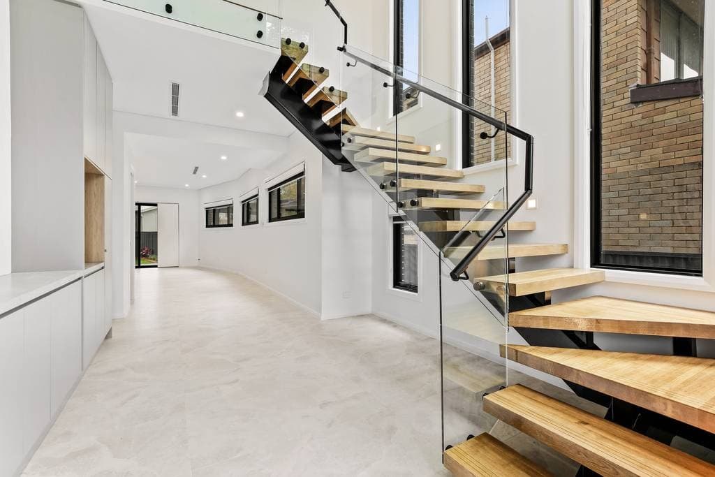 33 Byrne Avenue, Russell Lea - Thumbnail 2