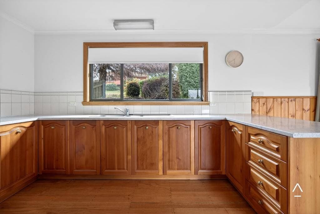 27 Kerran Crescent, South Launceston - Thumbnail 2