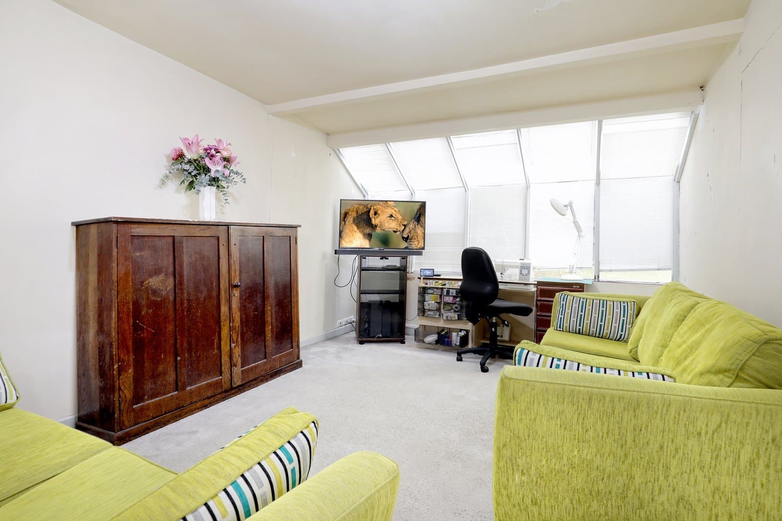 29 Sutherland Avenue, Kew East - Thumbnail 5