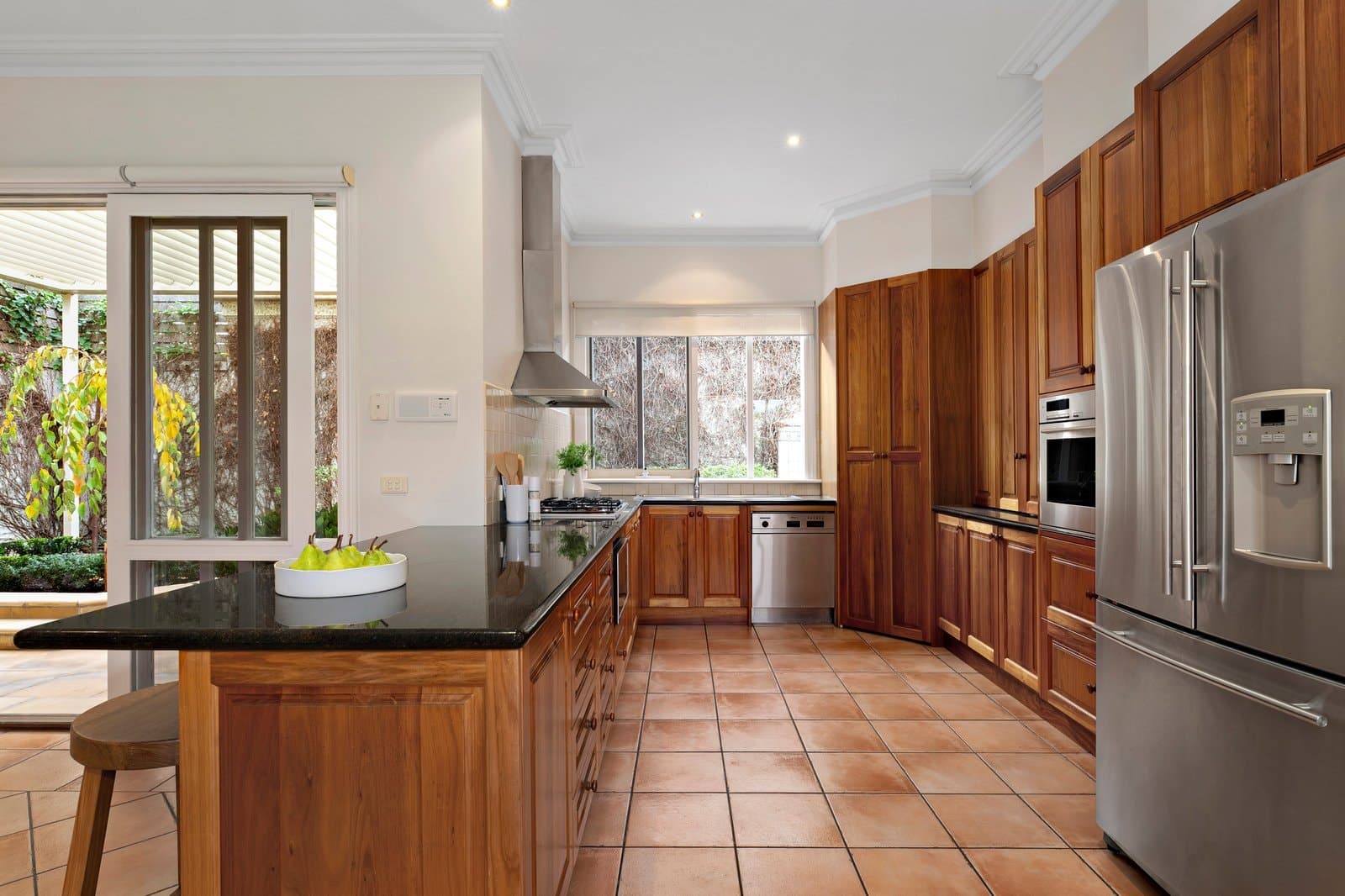 1 Nyora Street, Malvern East - Thumbnail 8