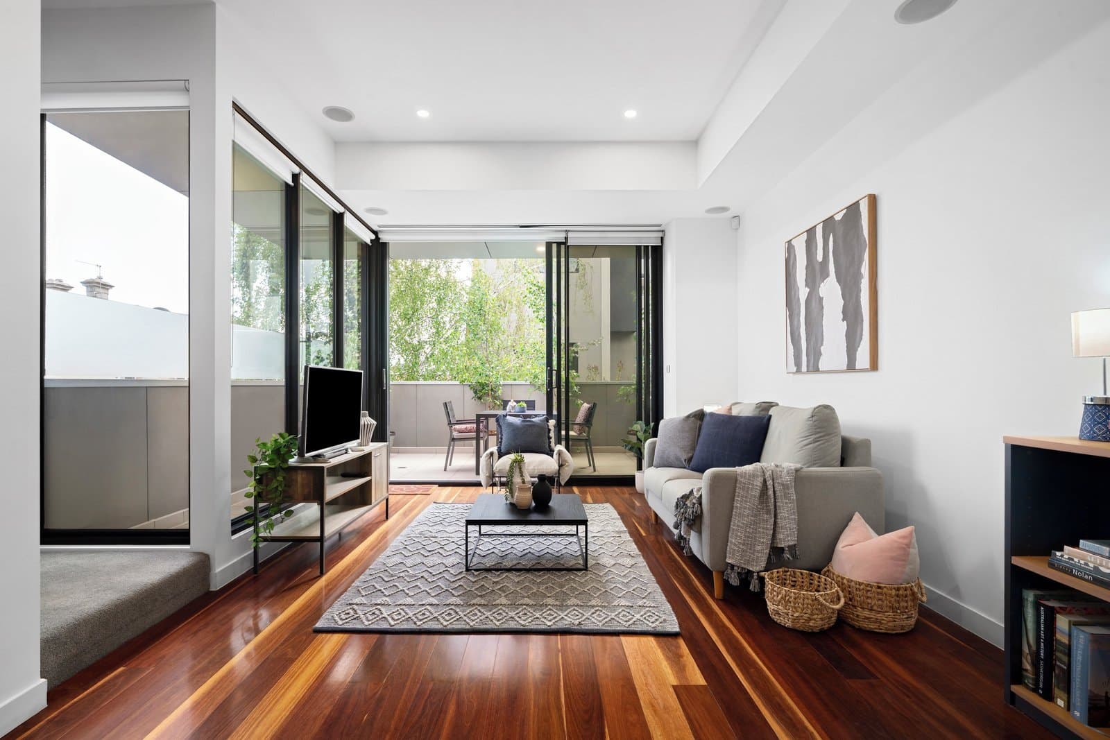 16/297 Dorcas Street, South Melbourne - Image 1