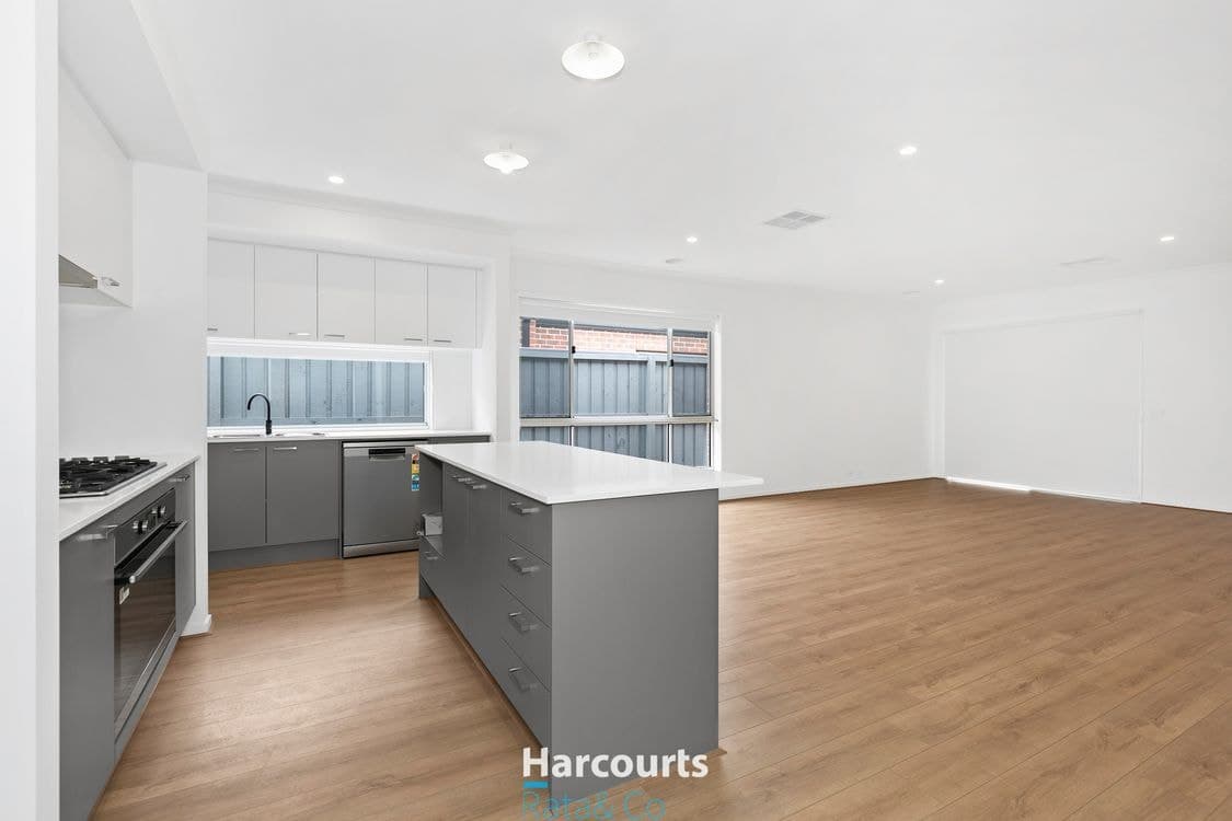 16 Aquarius Way, Wollert, VIC 3750, Wollert - Thumbnail 3