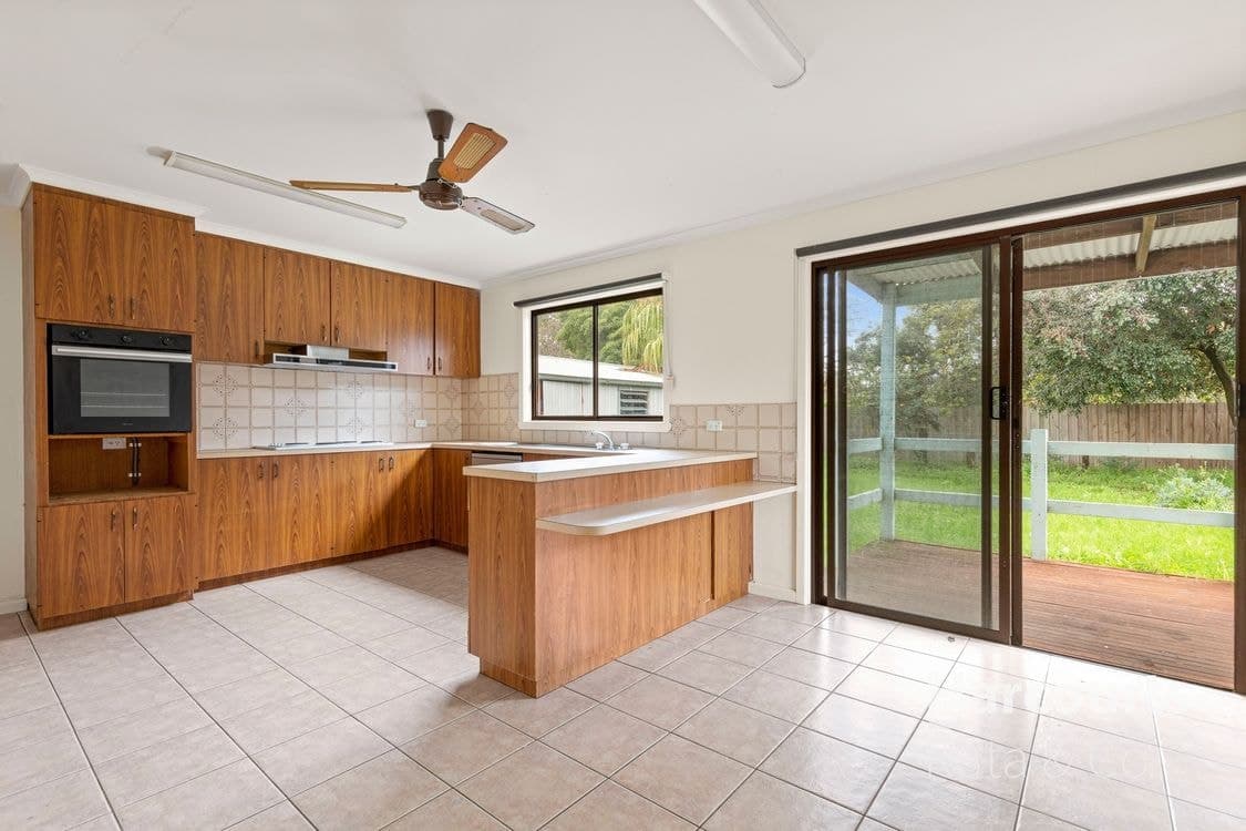 64 David Street, Lalor, VIC, 3075, Lalor - Thumbnail 2