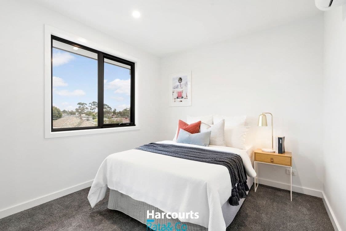 1/12 Lawson Street, Reservoir, VIC, 3073, Reservoir - Thumbnail 5