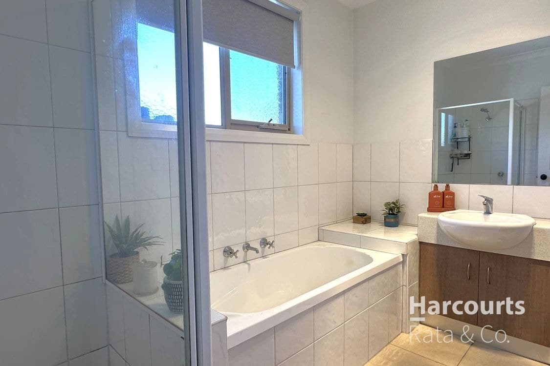 2/32 St Vigeons Road, Reservoir, VIC, 3073, Reservoir - Thumbnail 7