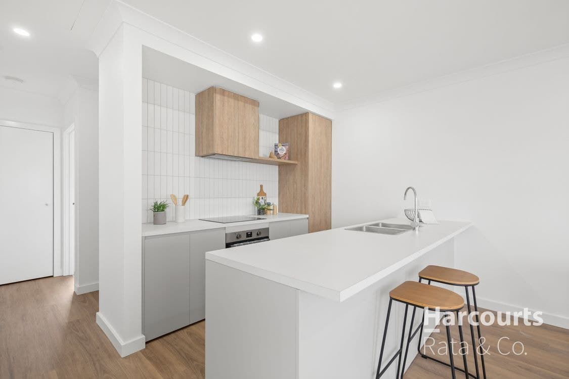 32 Queensborough Road, Kalkallo, VIC, 3064, Kalkallo - Thumbnail 2