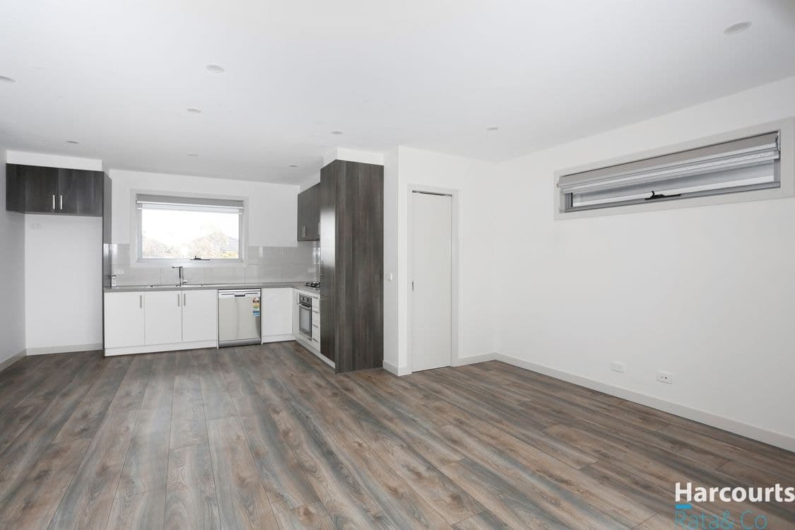4/68 Strathmerton Street, Reservoir, VIC, 3073, Reservoir - Thumbnail 2