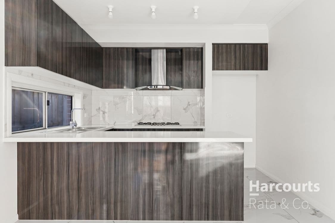 24 Burridge Street, Deanside, VIC, 3336, Deanside - Thumbnail 2