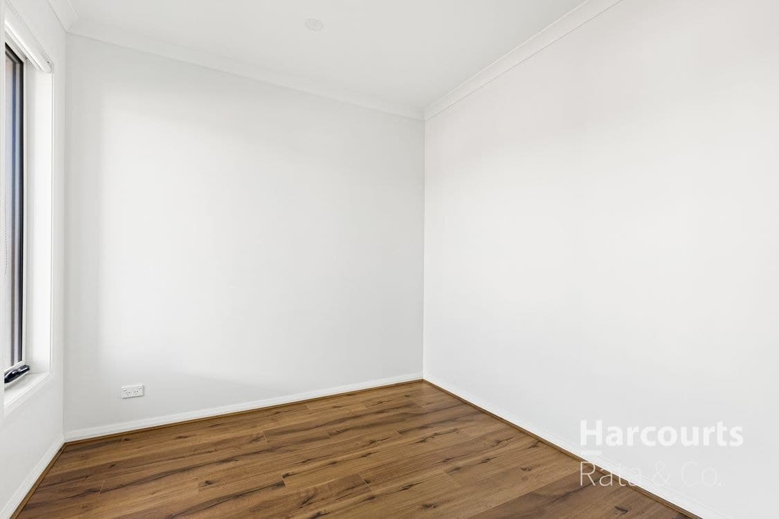 24 Burridge Street, Deanside, VIC, 3336, Deanside - Thumbnail 7